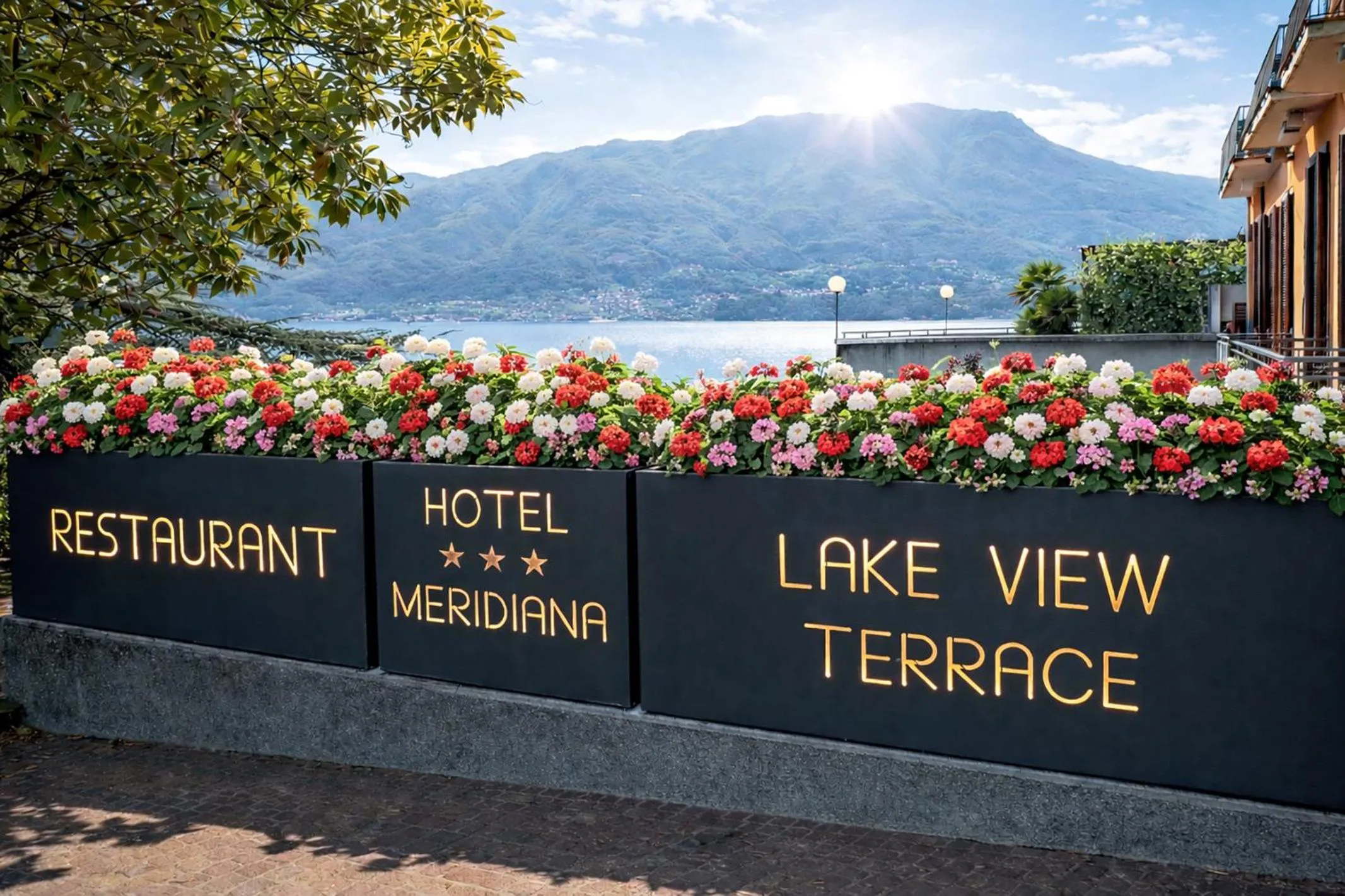 Restaurant/places to eat in Hotel Meridiana