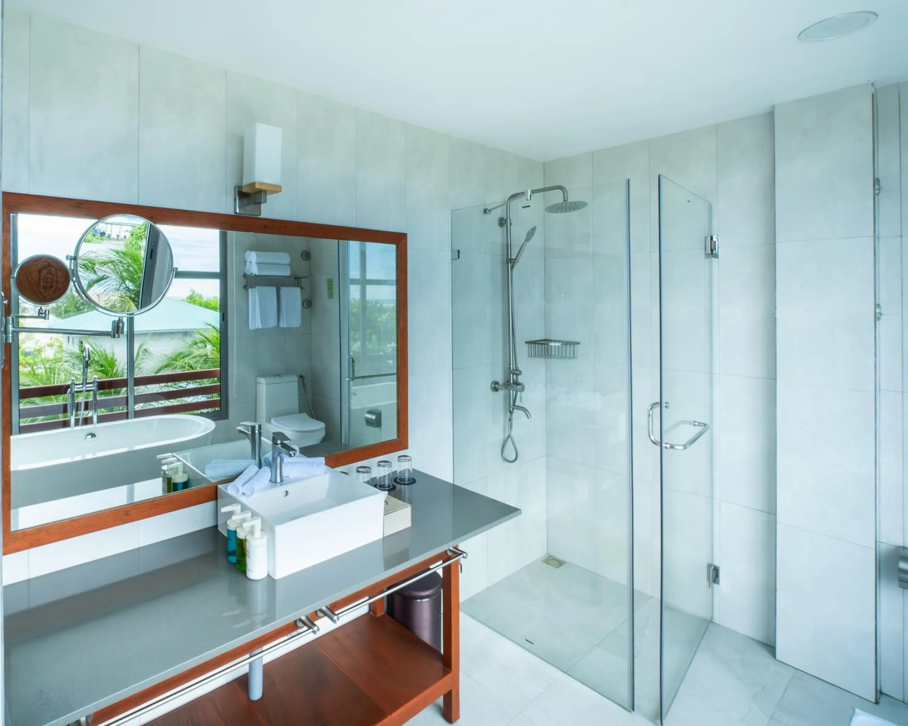 Shower in Araamu Hotels Maldives at Dhiffushi