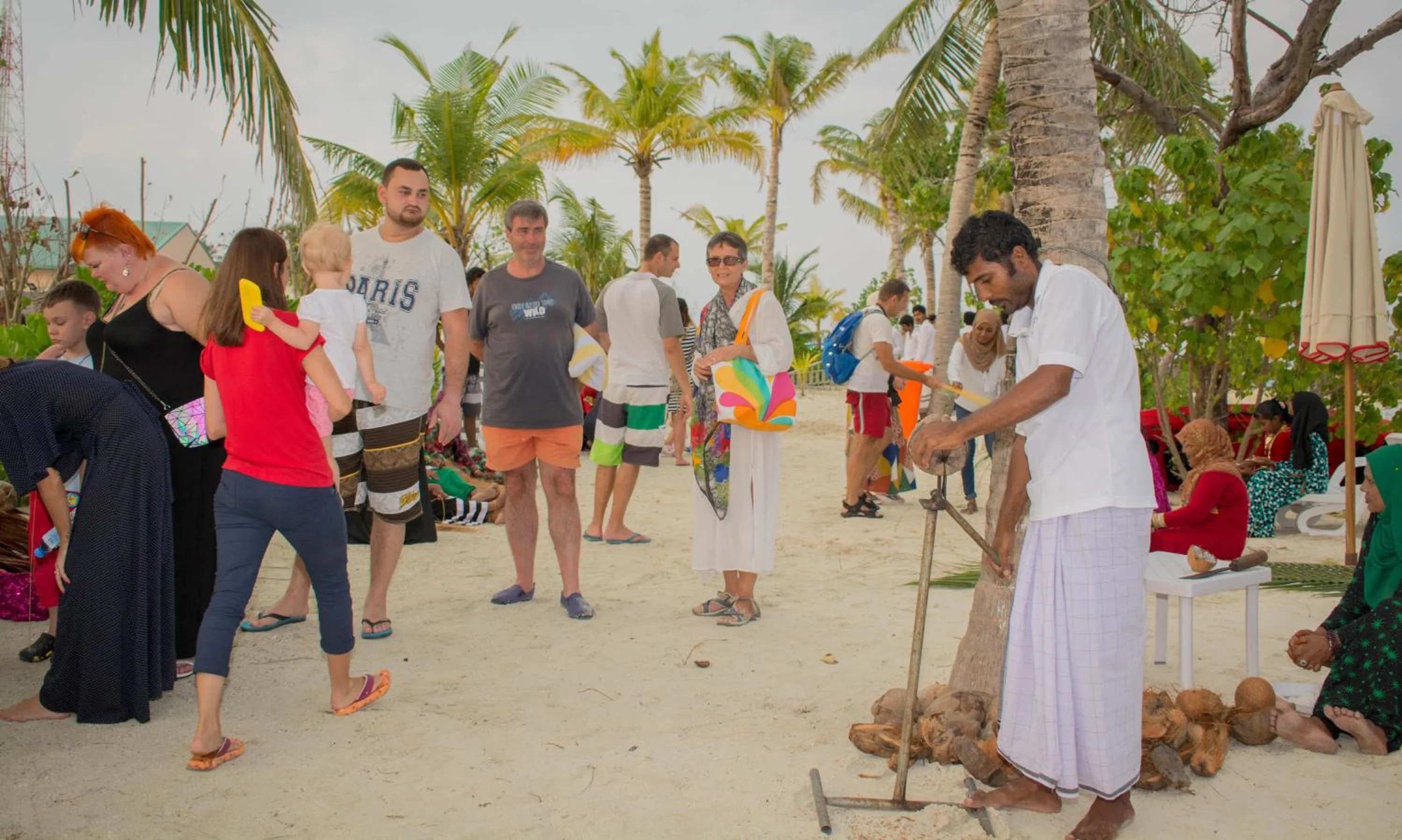 Day in Araamu Hotels Maldives at Dhiffushi