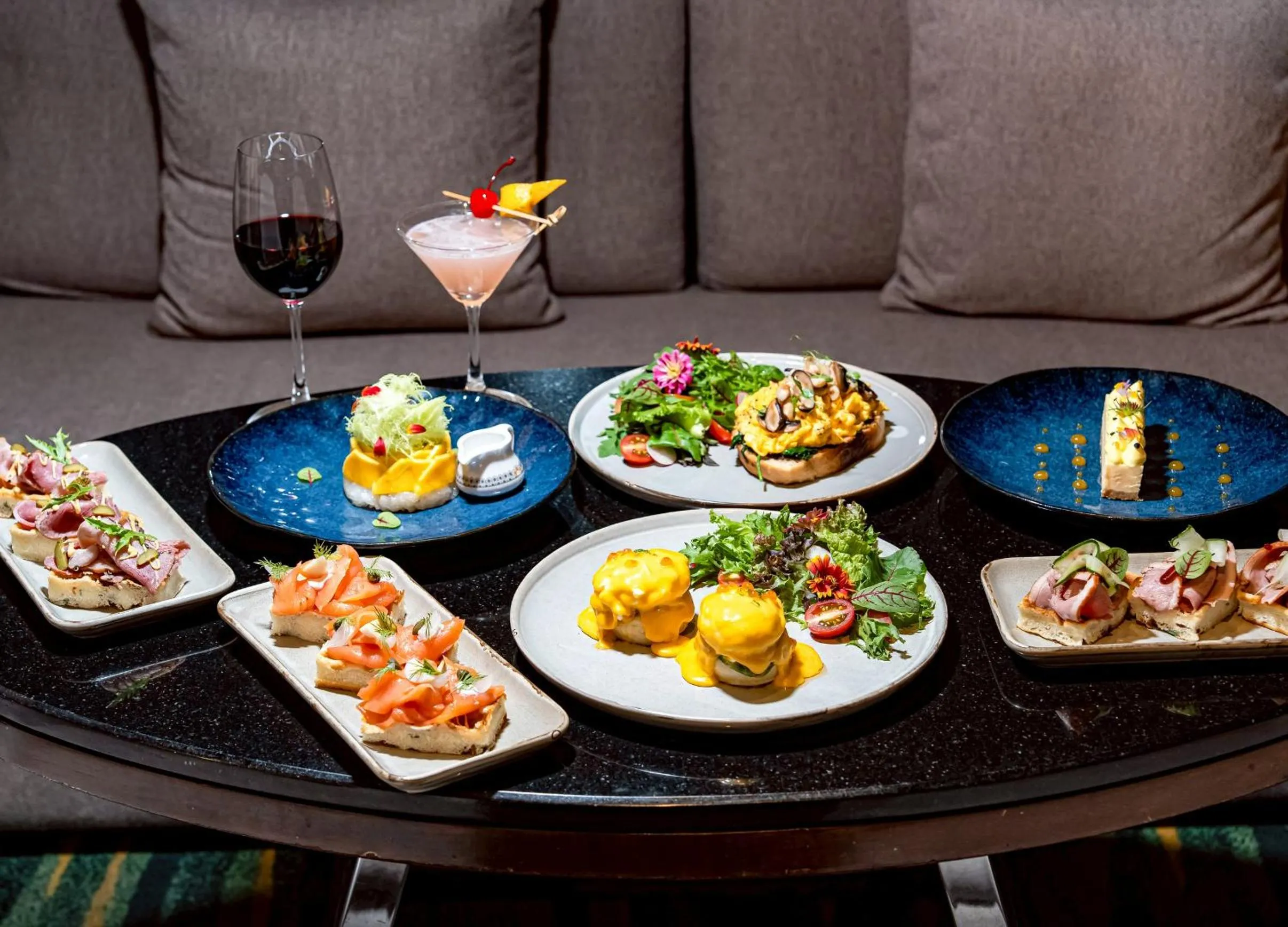 Restaurant/places to eat in Rembrandt Hotel Bangkok