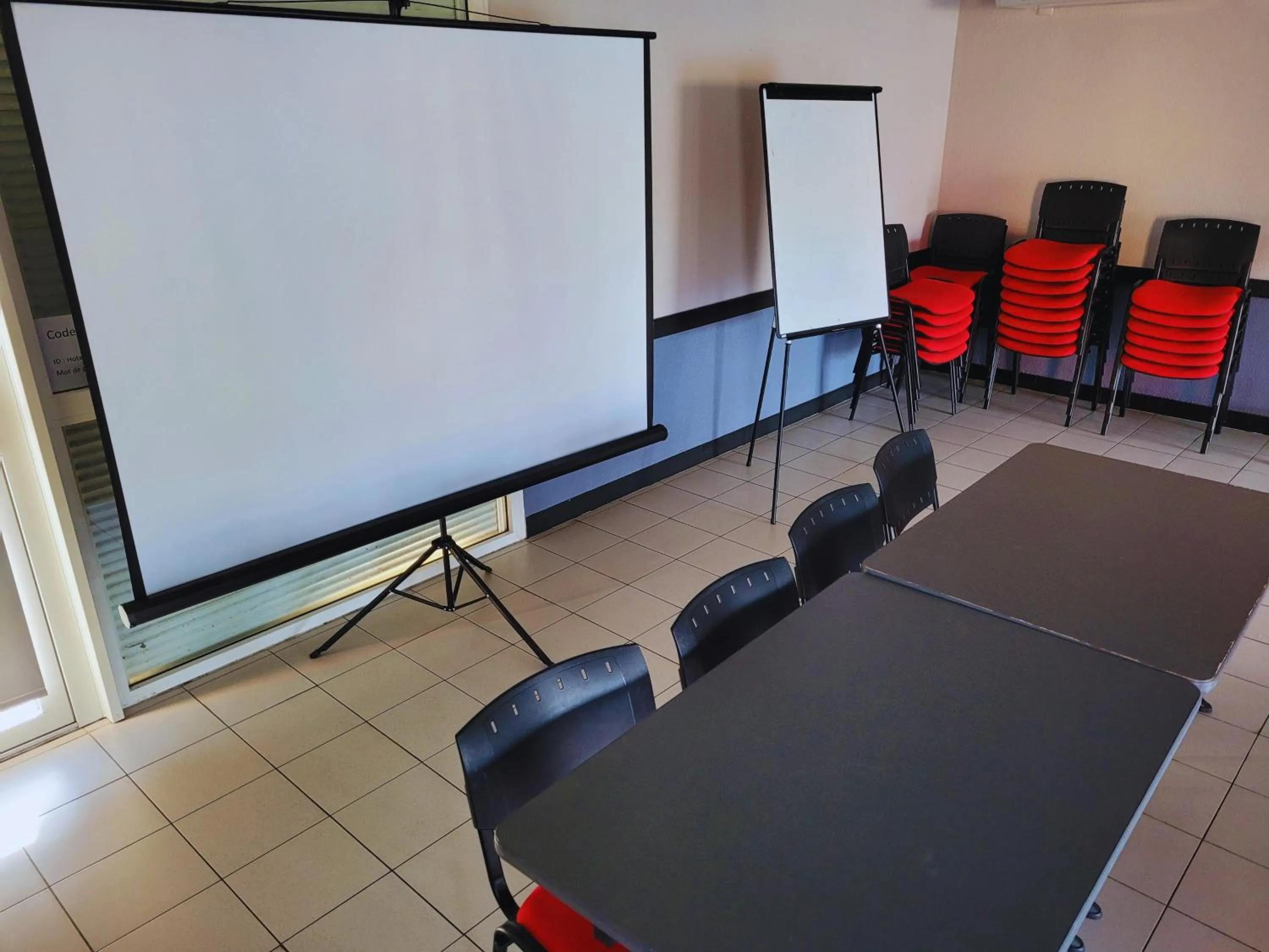 Meeting/conference room in Hotel Restaurant Les Chataigniers