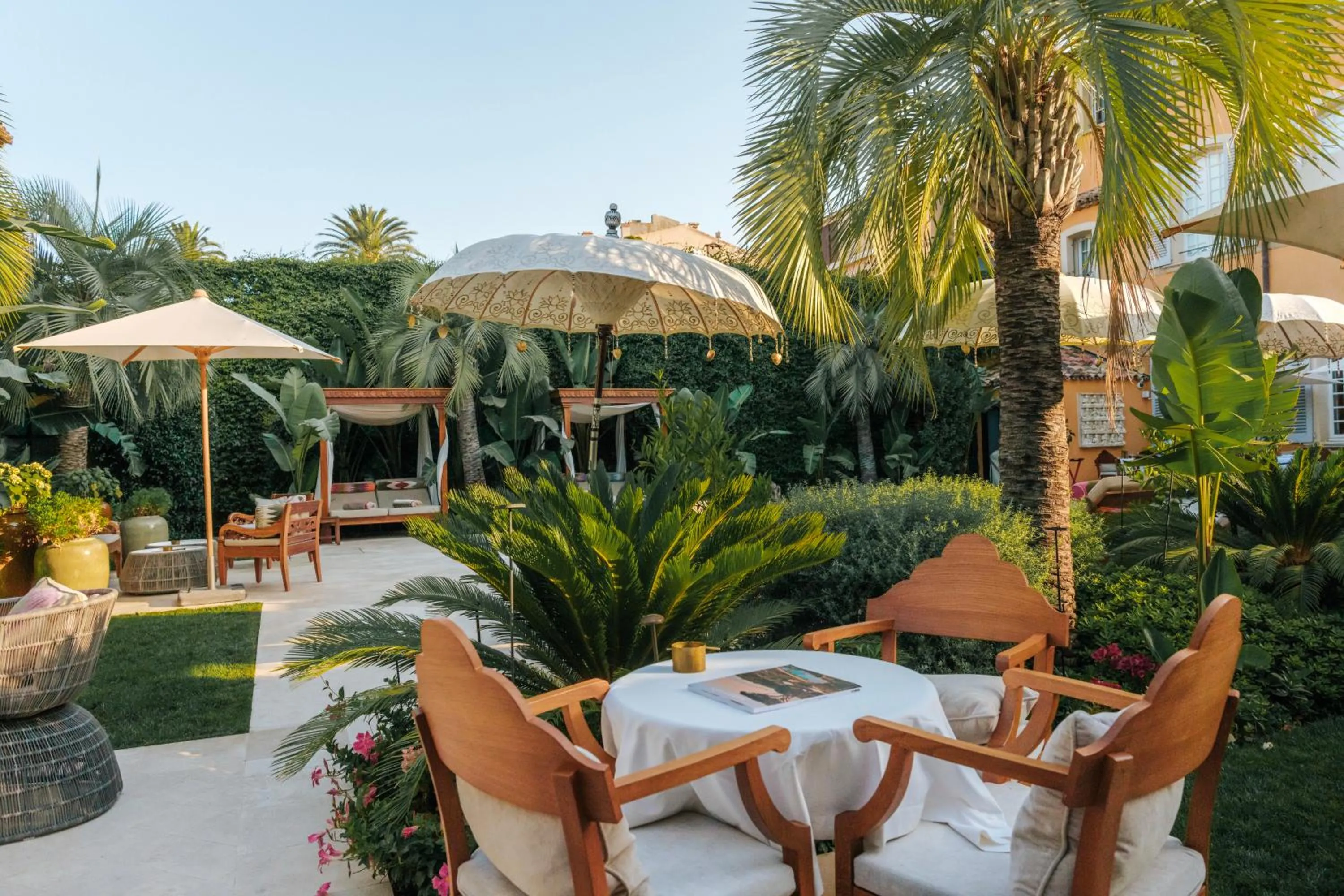 Patio in Airelles Pan Dei Palais