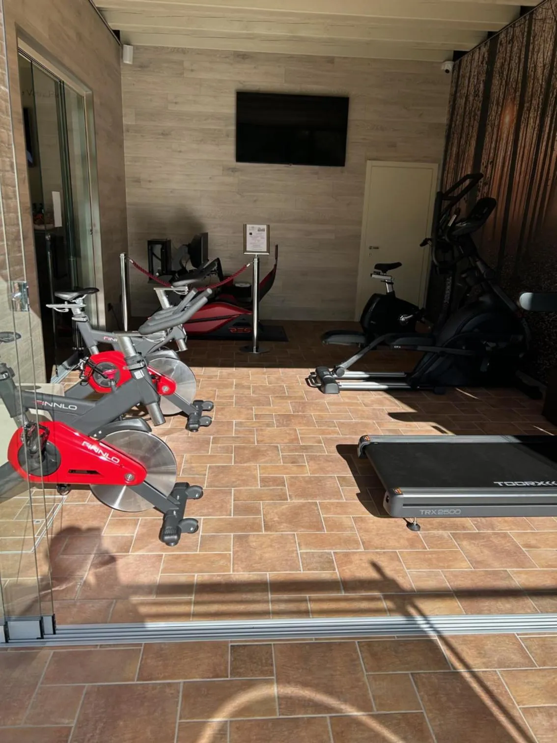 Fitness centre/facilities in Luna Residence Hotel
