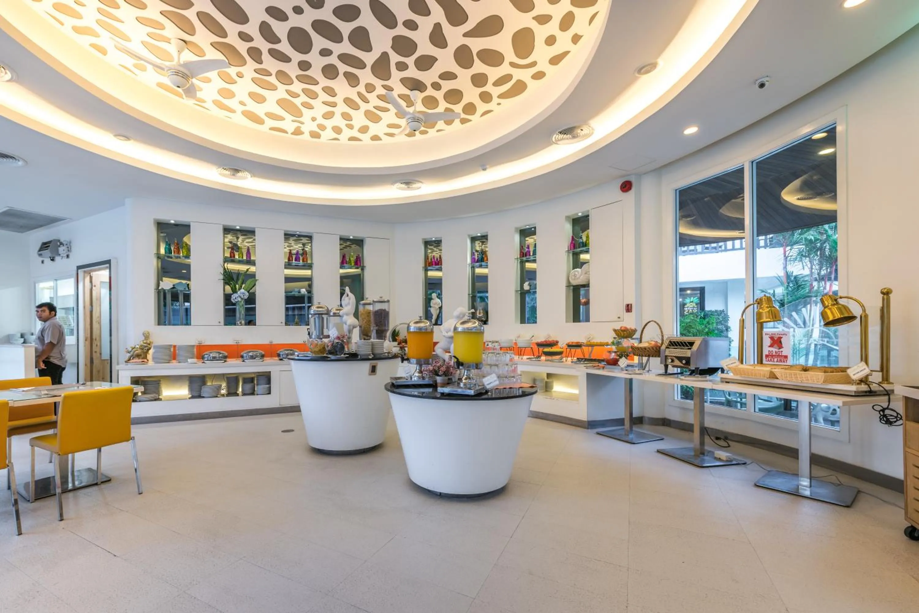 Breakfast in The Beach Boutique House