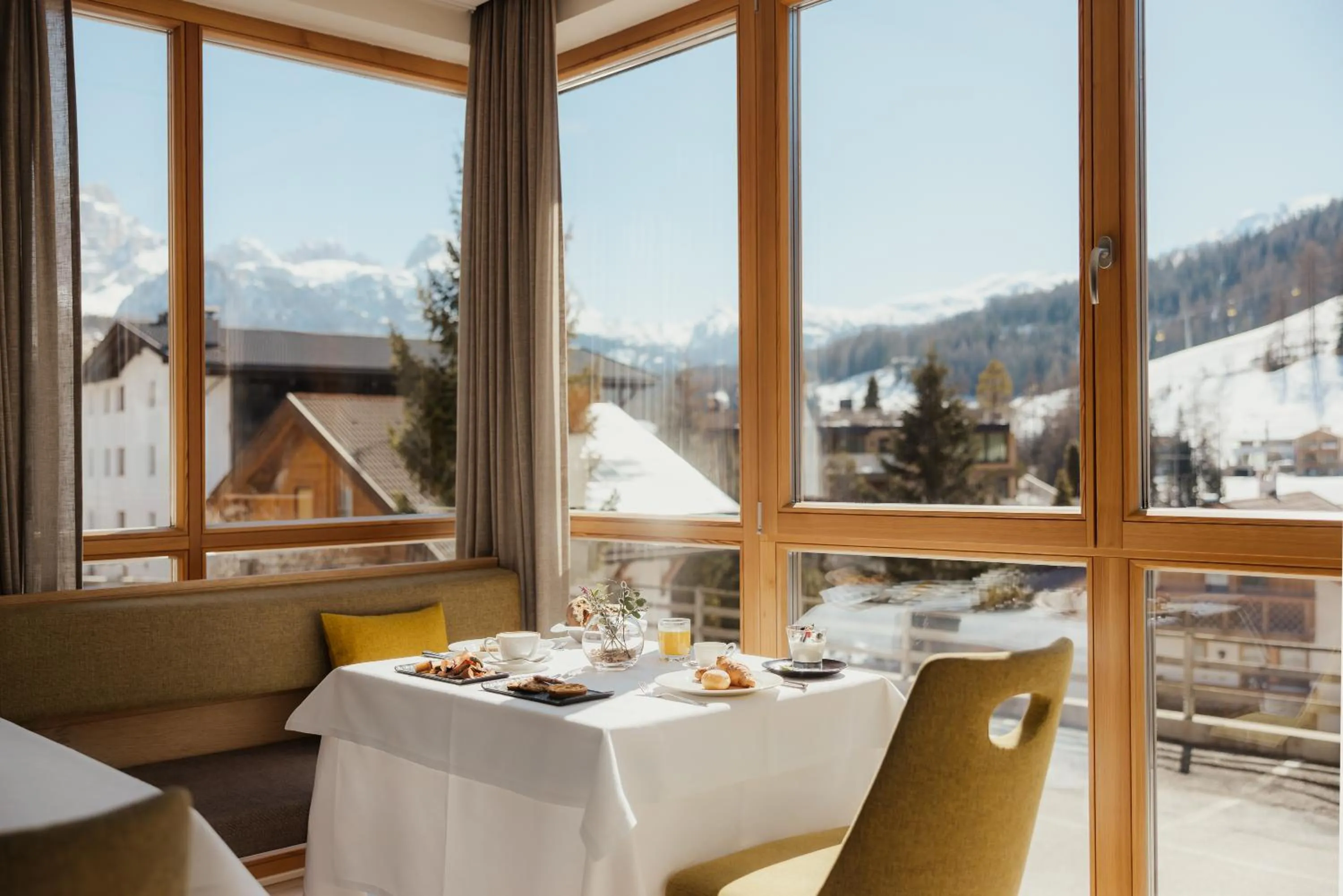 Restaurant/places to eat in Hotel Diamant