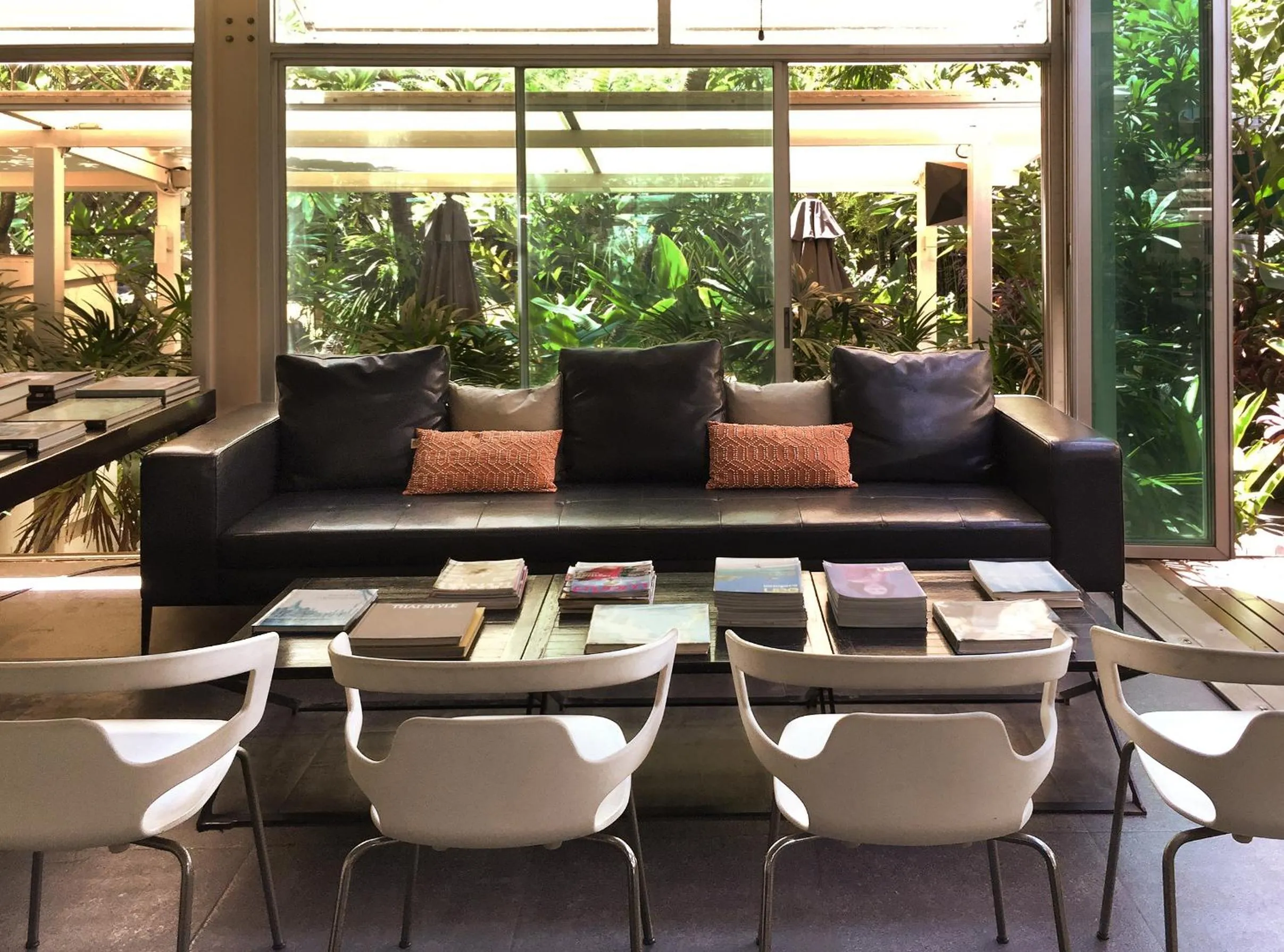 Property building in Refillnow! Hostel