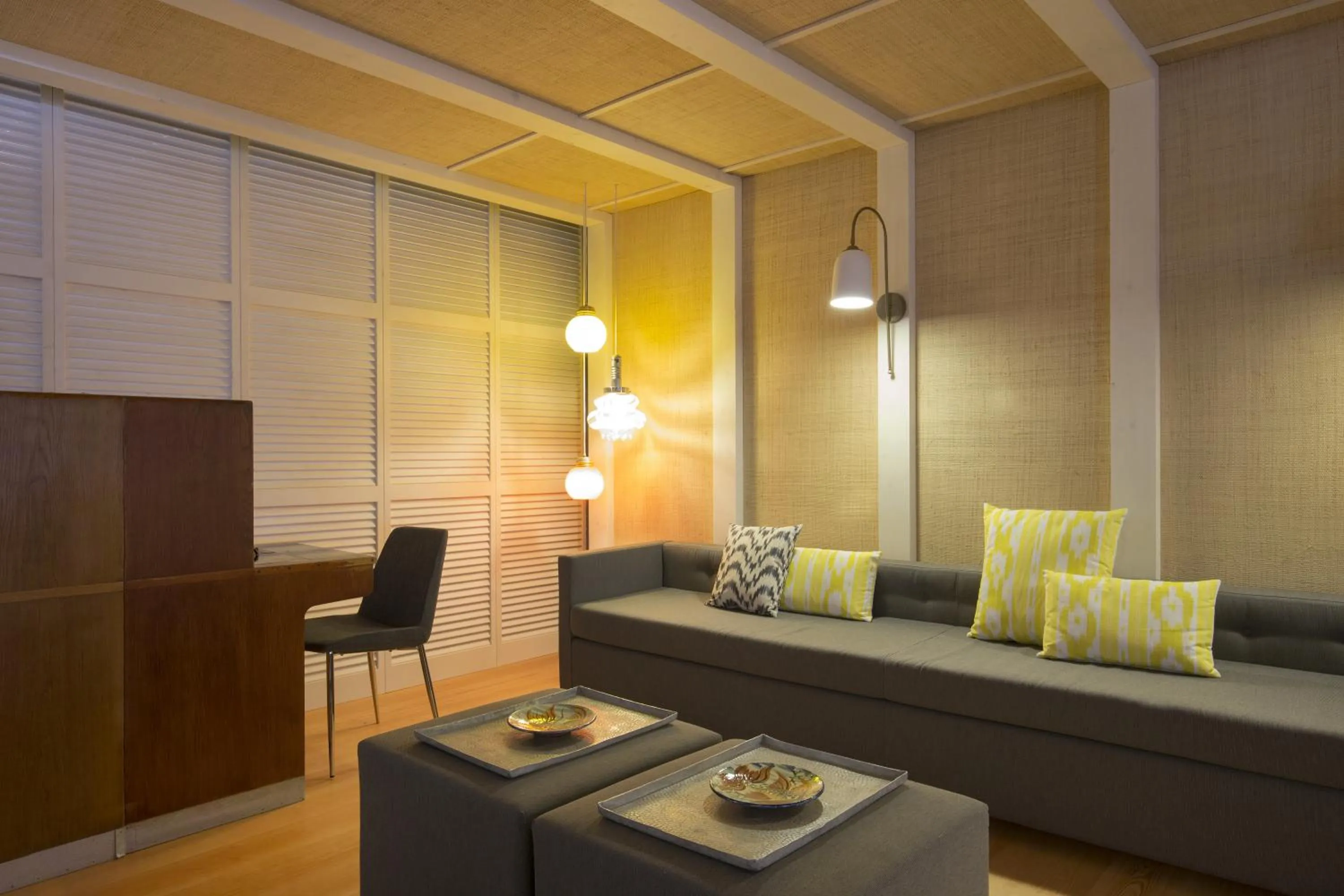 Communal lounge/ TV room in Cabot Romantic- Adults Only