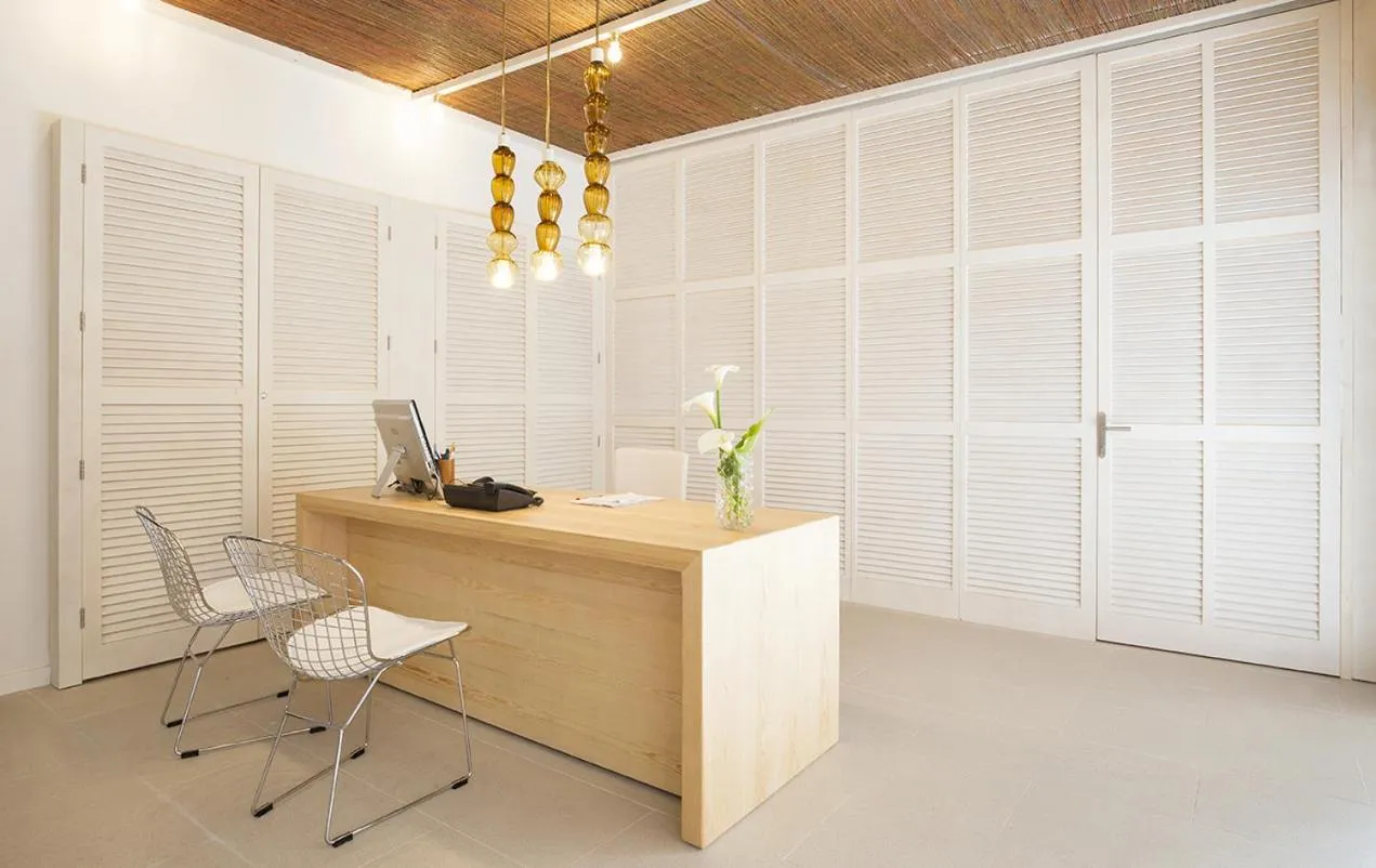 Business facilities in Cabot Romantic- Adults Only