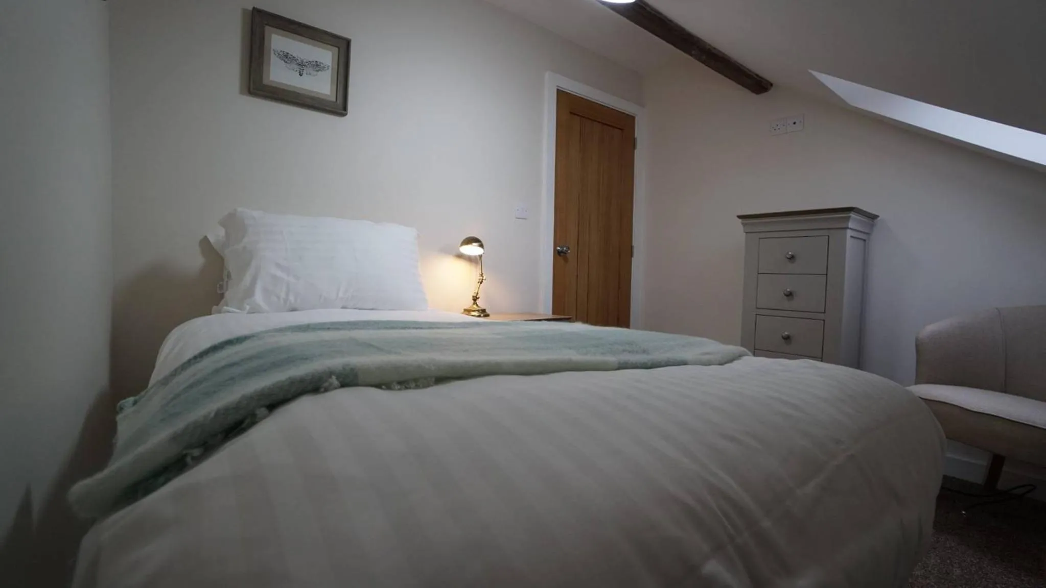 Bed in The Horseshoe Inn