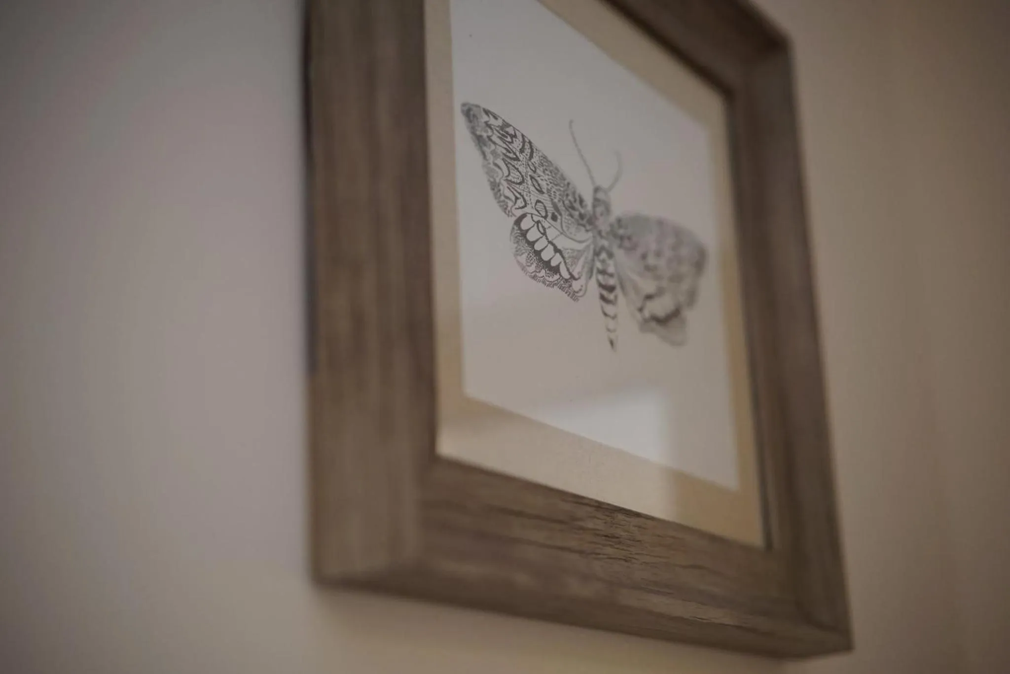 Decorative detail in The Horseshoe Inn