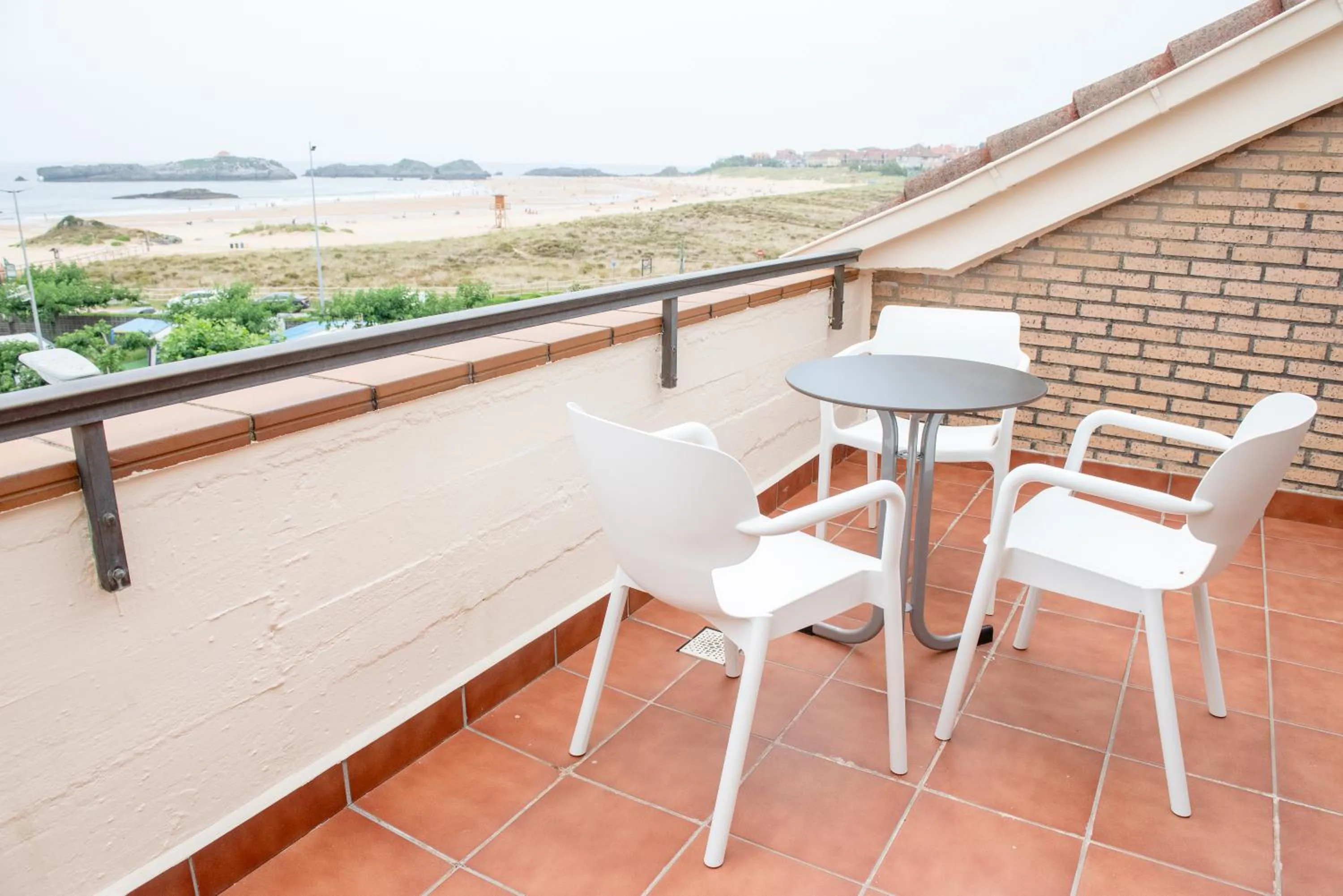 Beach in Apartamentos Suaces