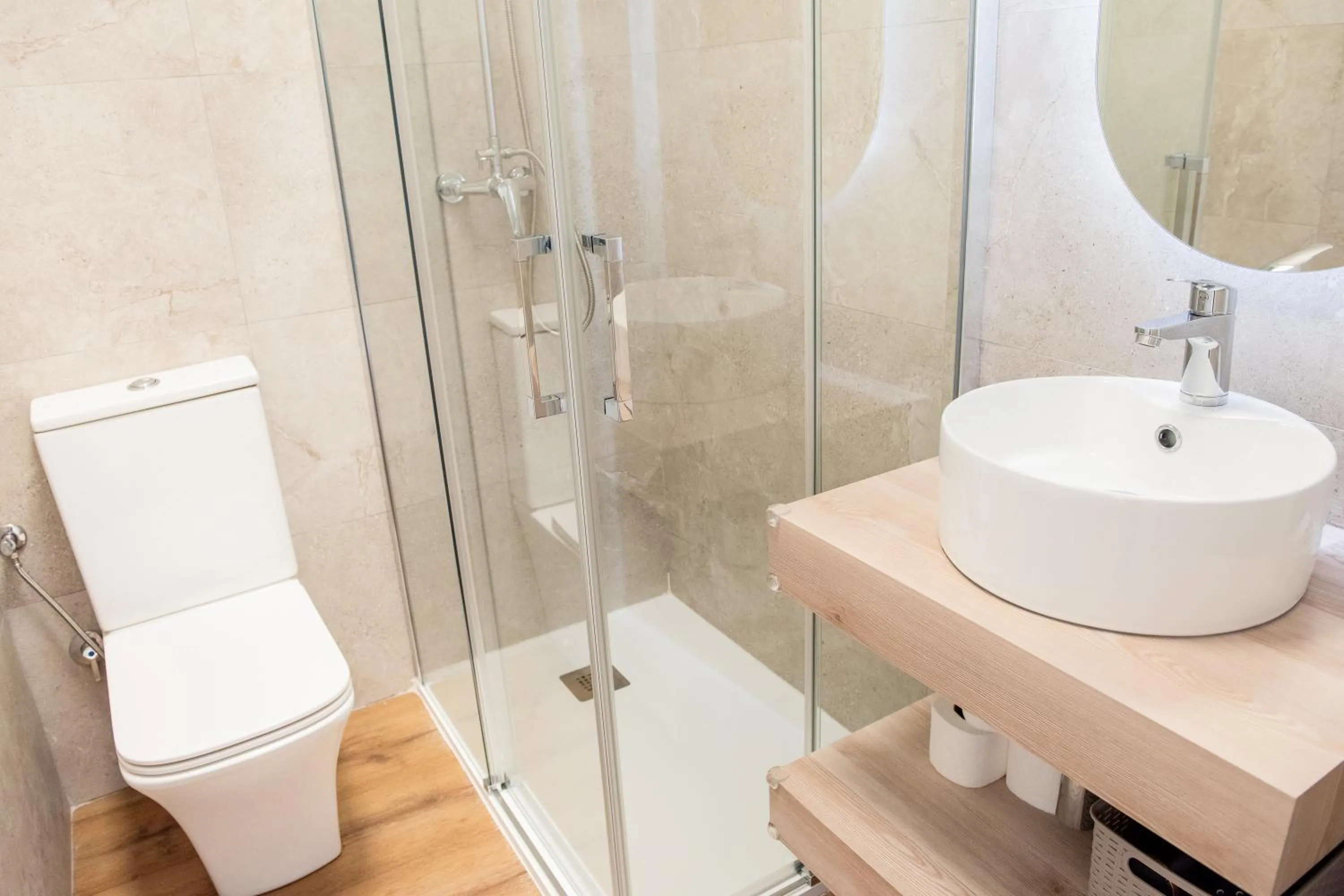 Shower in Apartamentos Suaces