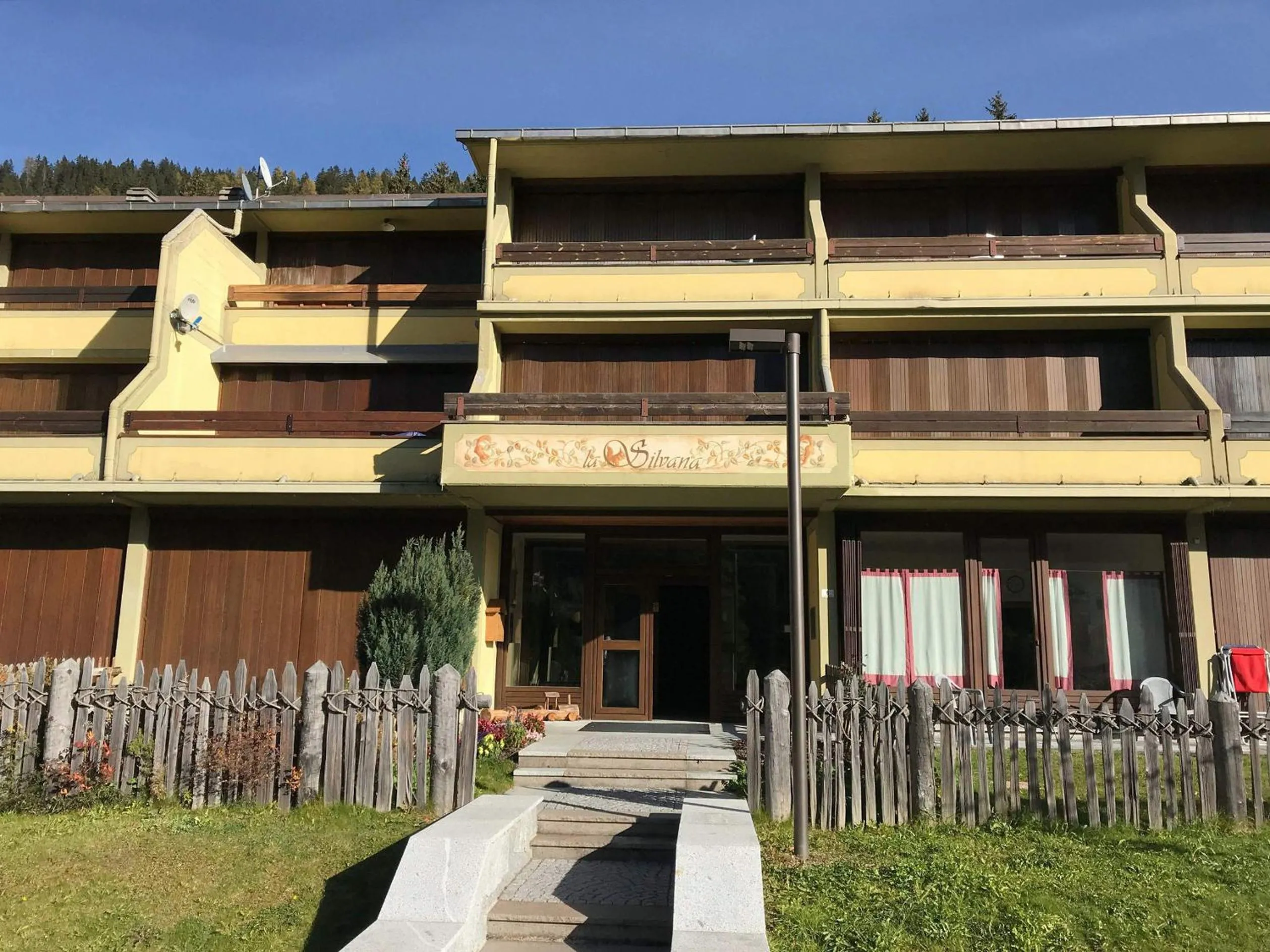 Property building in Residenza Silvana