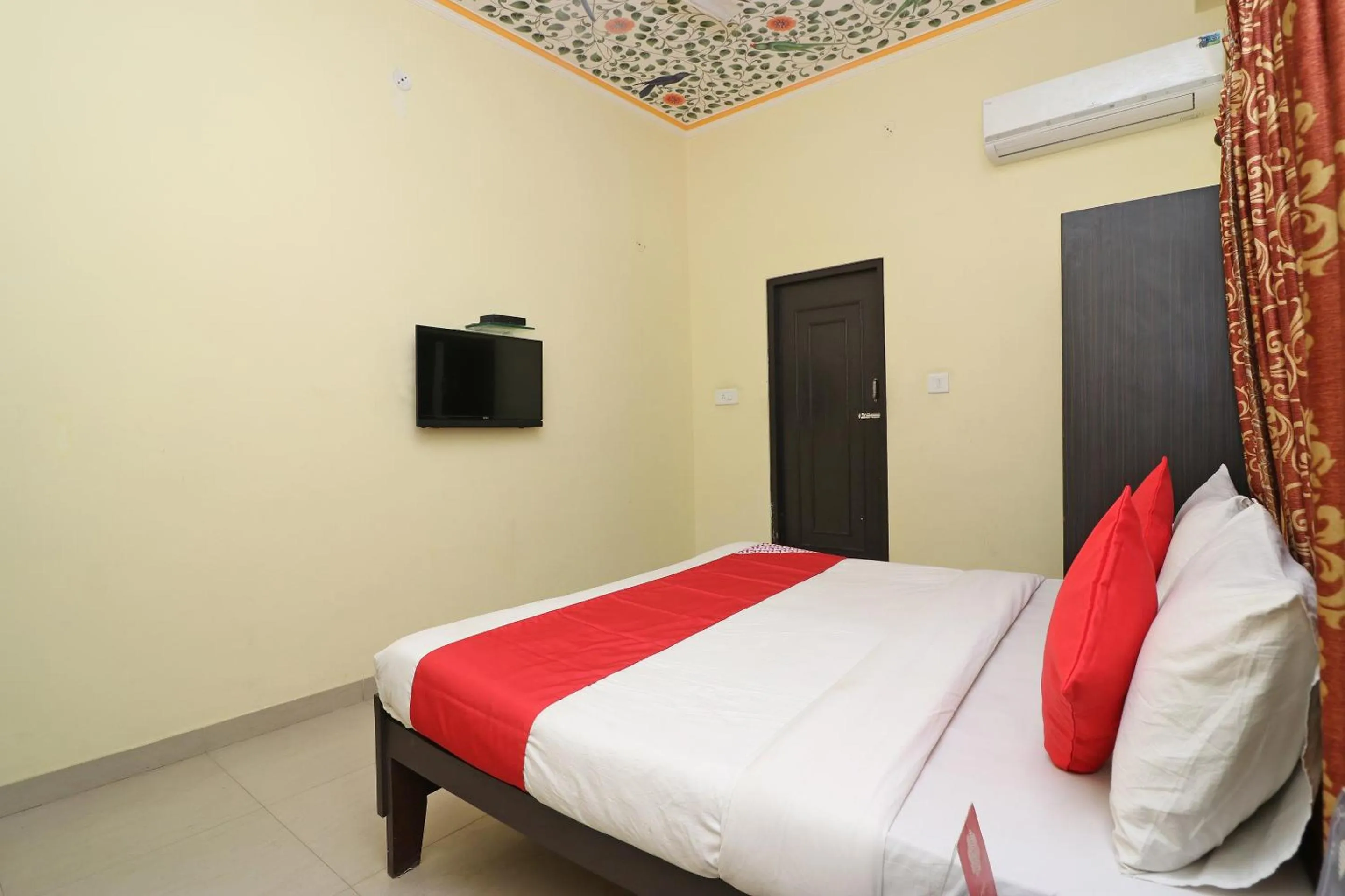 Bedroom in Hotel Ranthambore Haveli