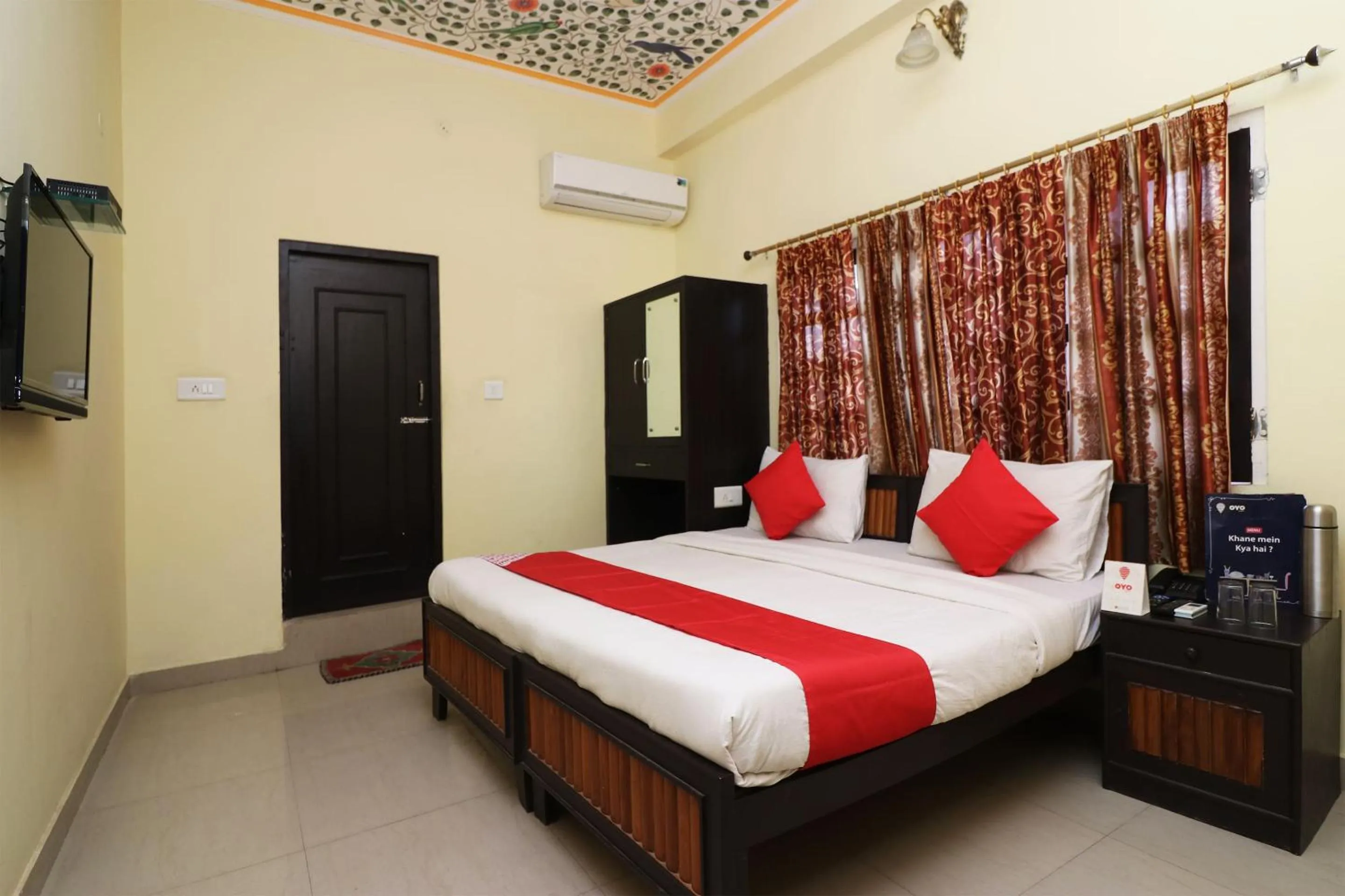 Bedroom in Hotel Ranthambore Haveli