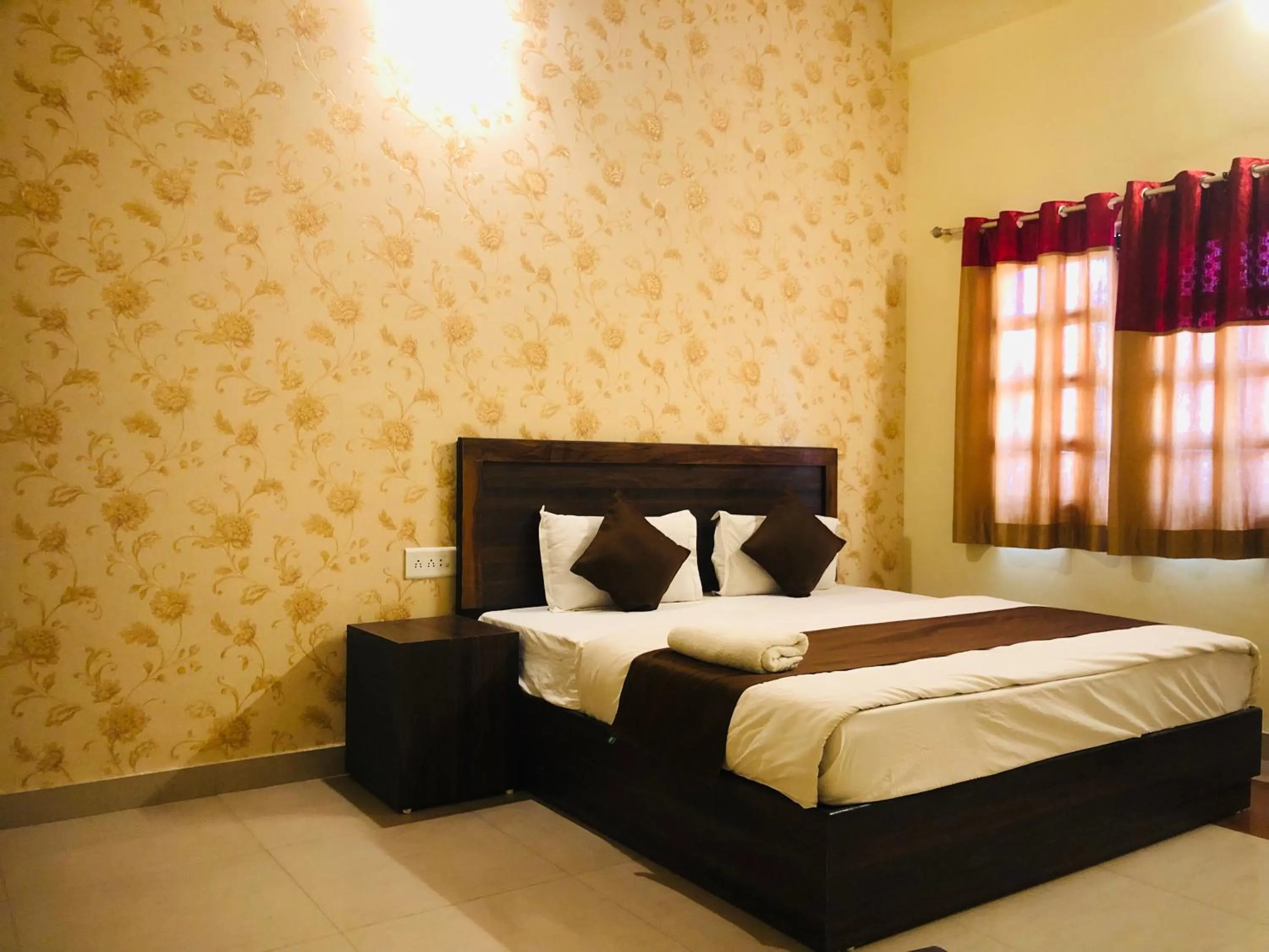 Bed in Hotel Ranthambore Haveli