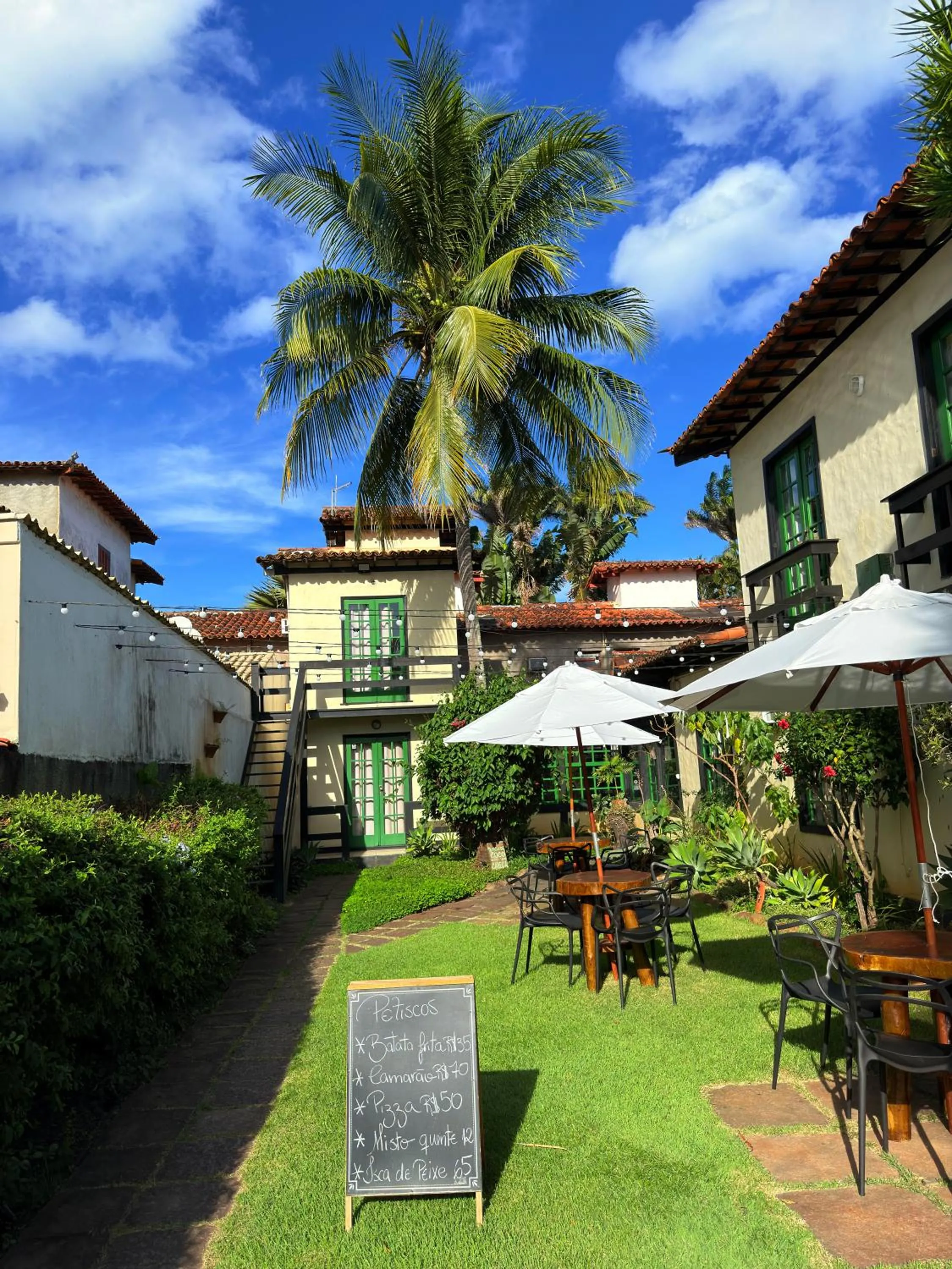 Property building in Pousada Sonho Verde