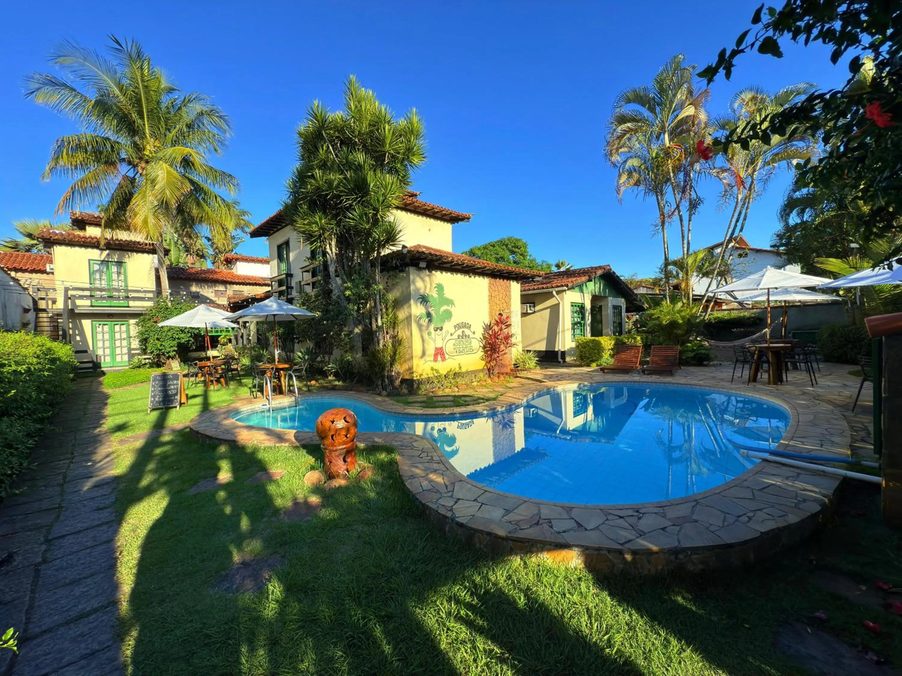 Property building in Pousada Sonho Verde