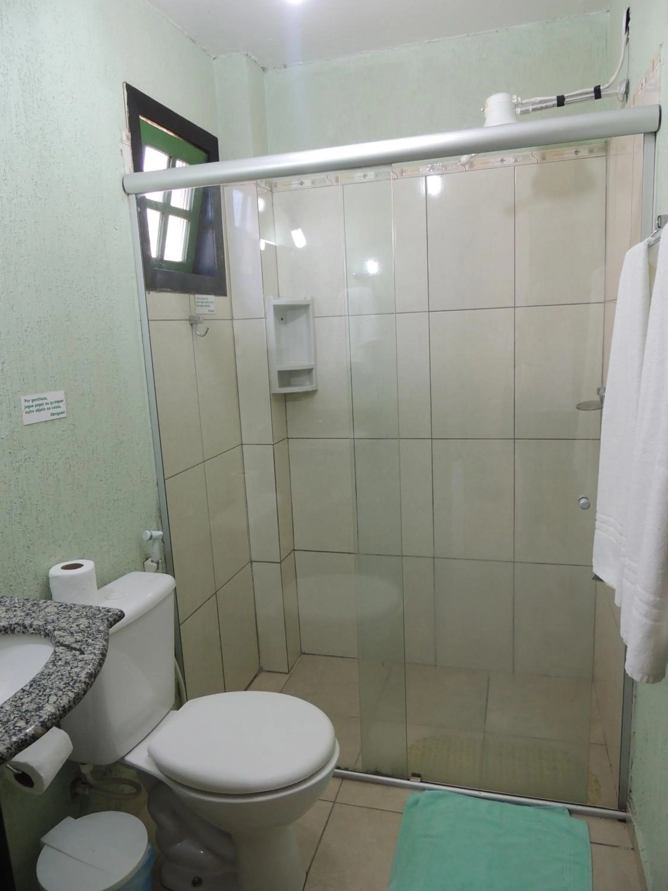 Shower in Pousada Sonho Verde