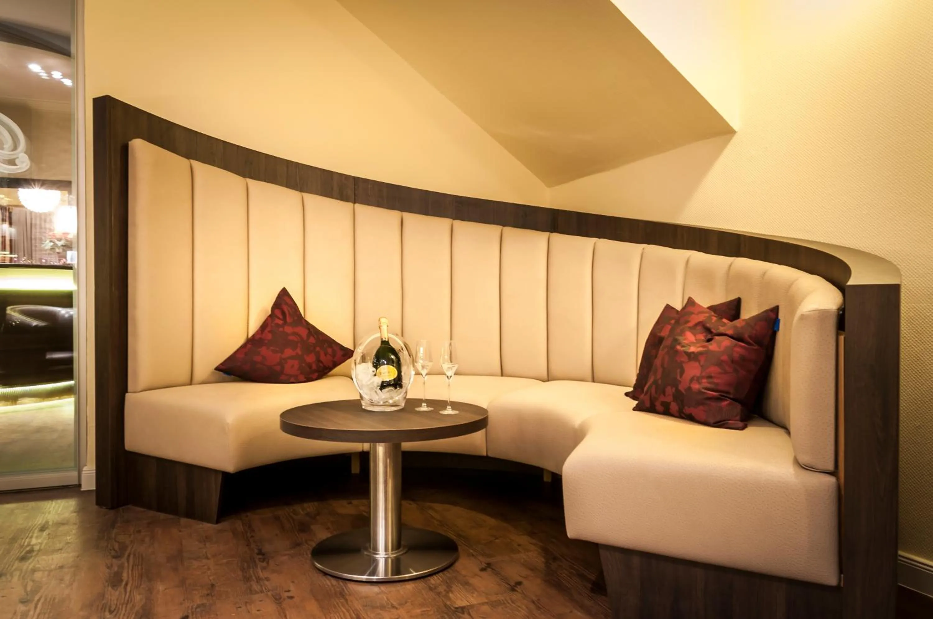 Lounge or bar in Der Romantik-Hof Greetsiel