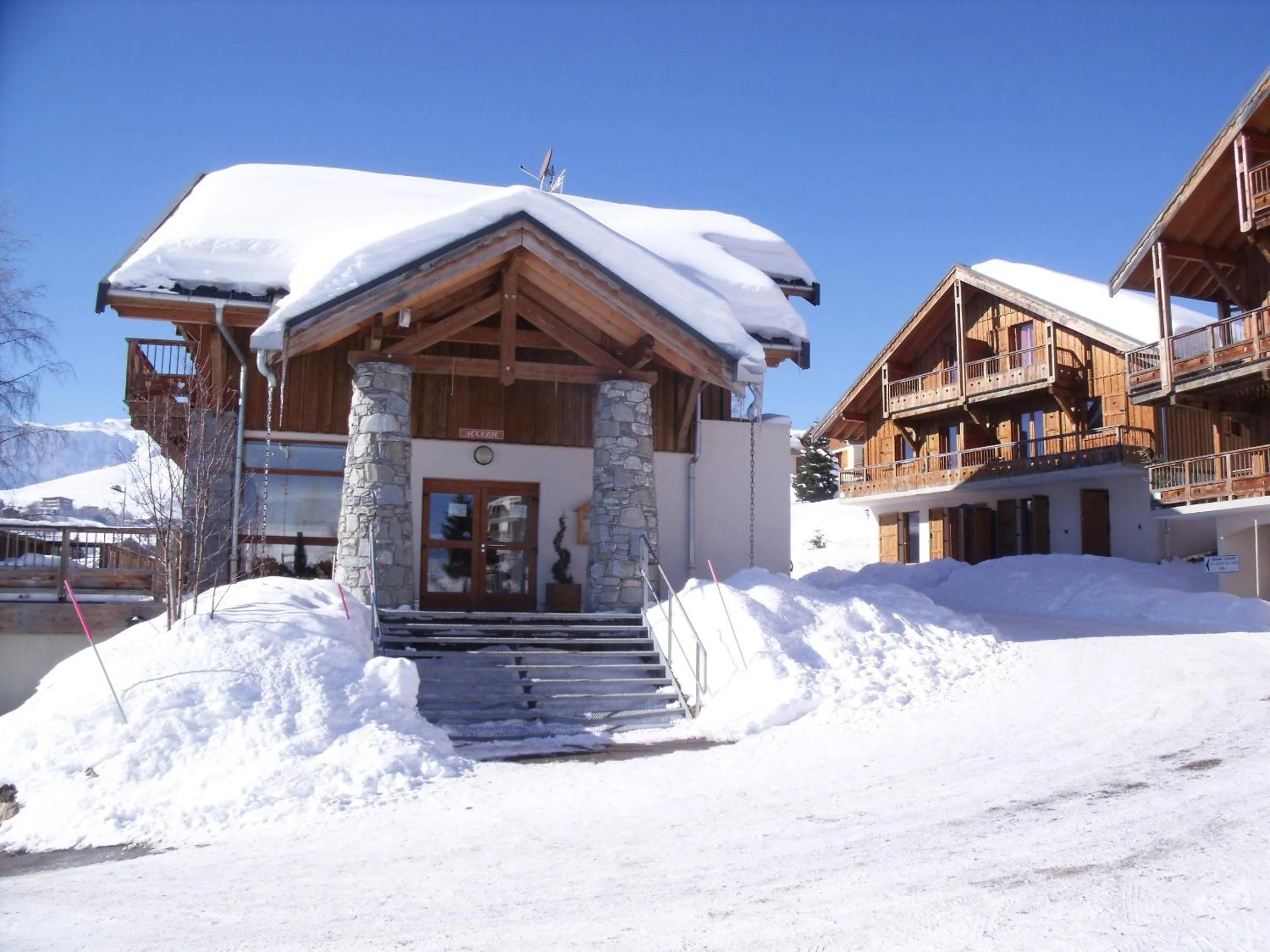 Lobby or reception in Résidence Néméa Les Chalets Des Cîmes
