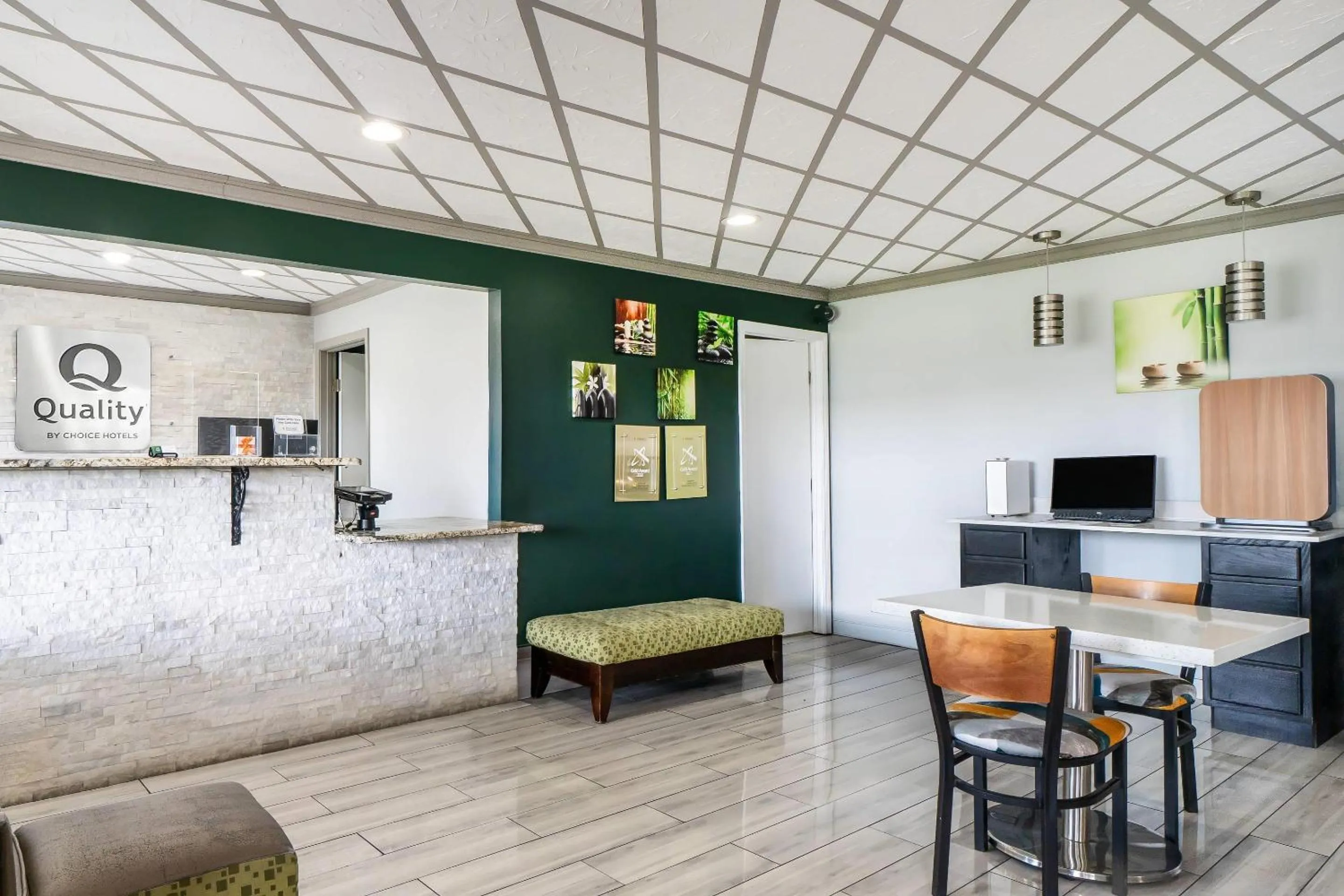 Lobby or reception in Quality Inn Forrest City I-40
