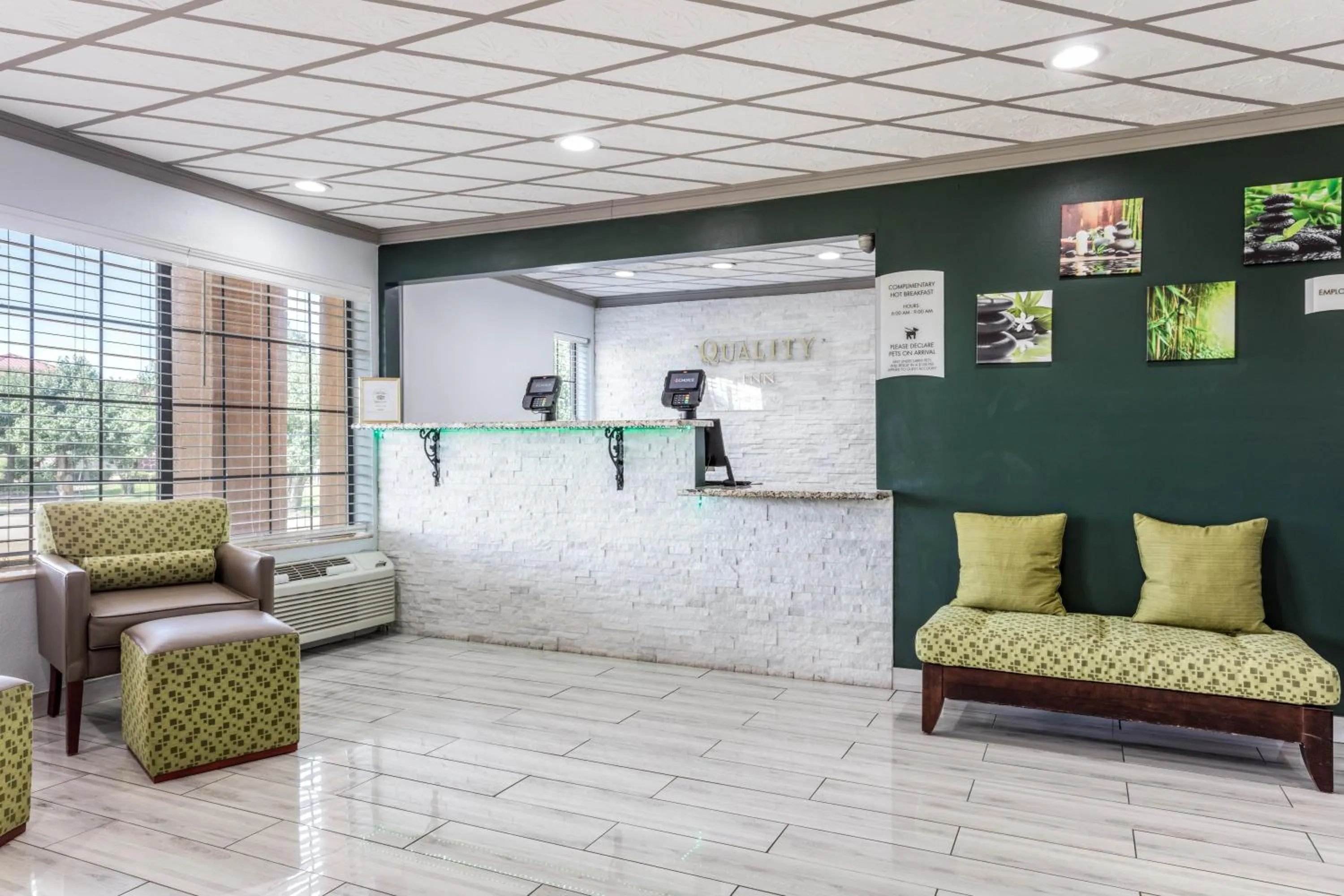 Lobby or reception in Quality Inn Forrest City I-40