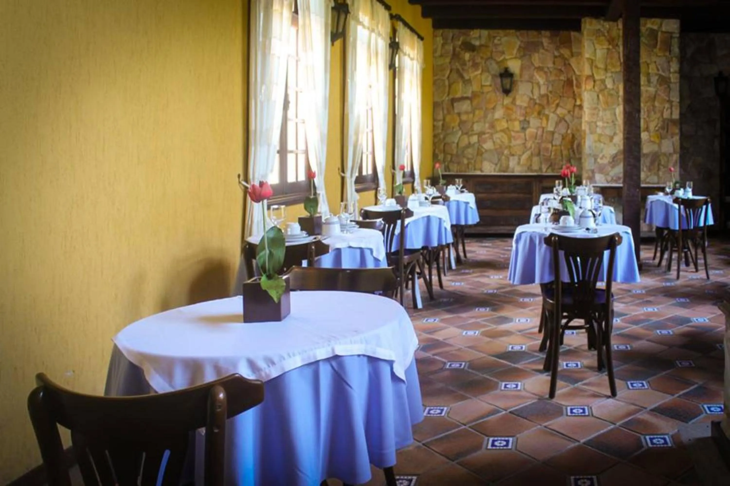 Restaurant/places to eat in OYO Hotel La Dolce Vita, Rio das Ostras