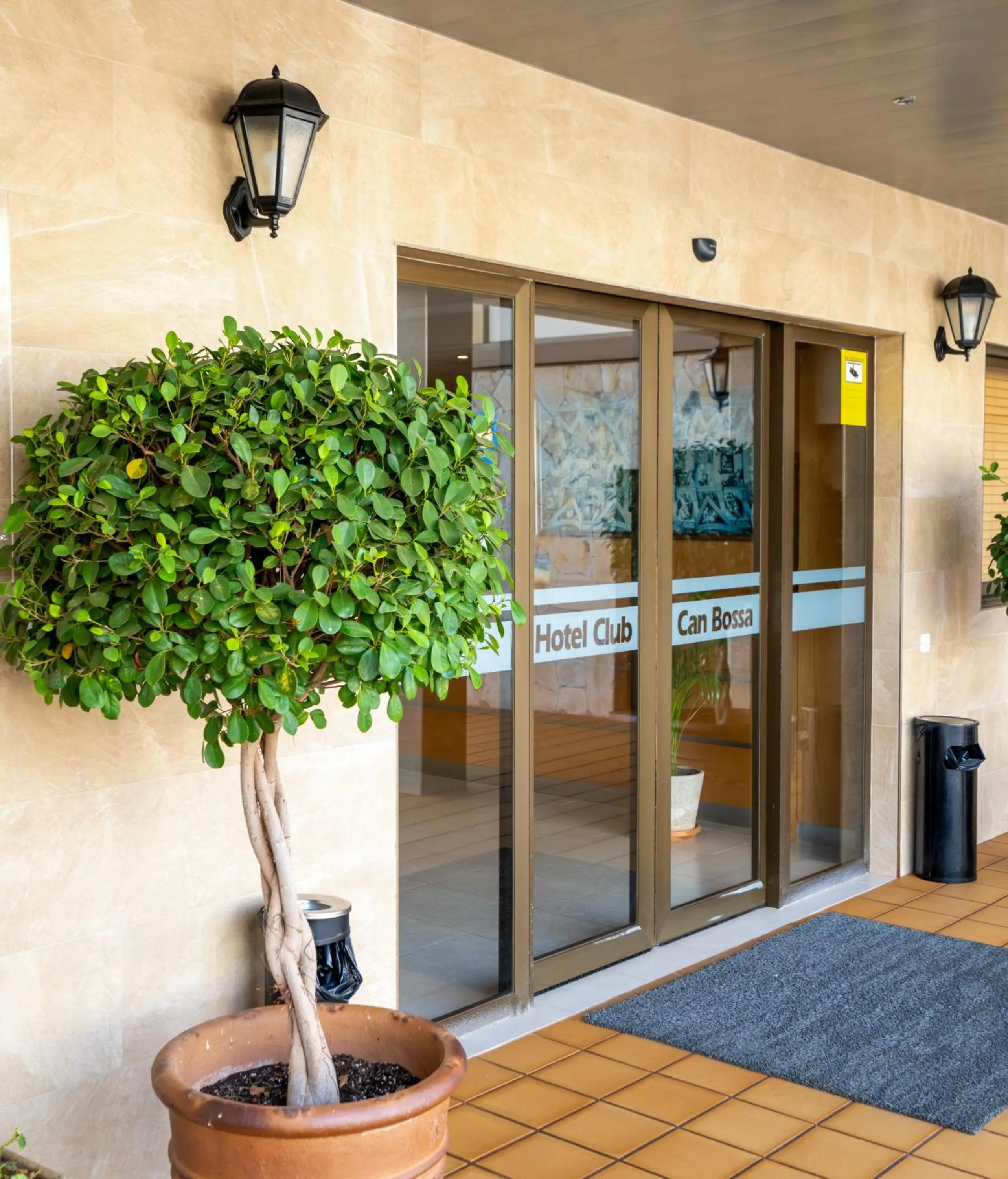 Facade/entrance in Club Can Bossa