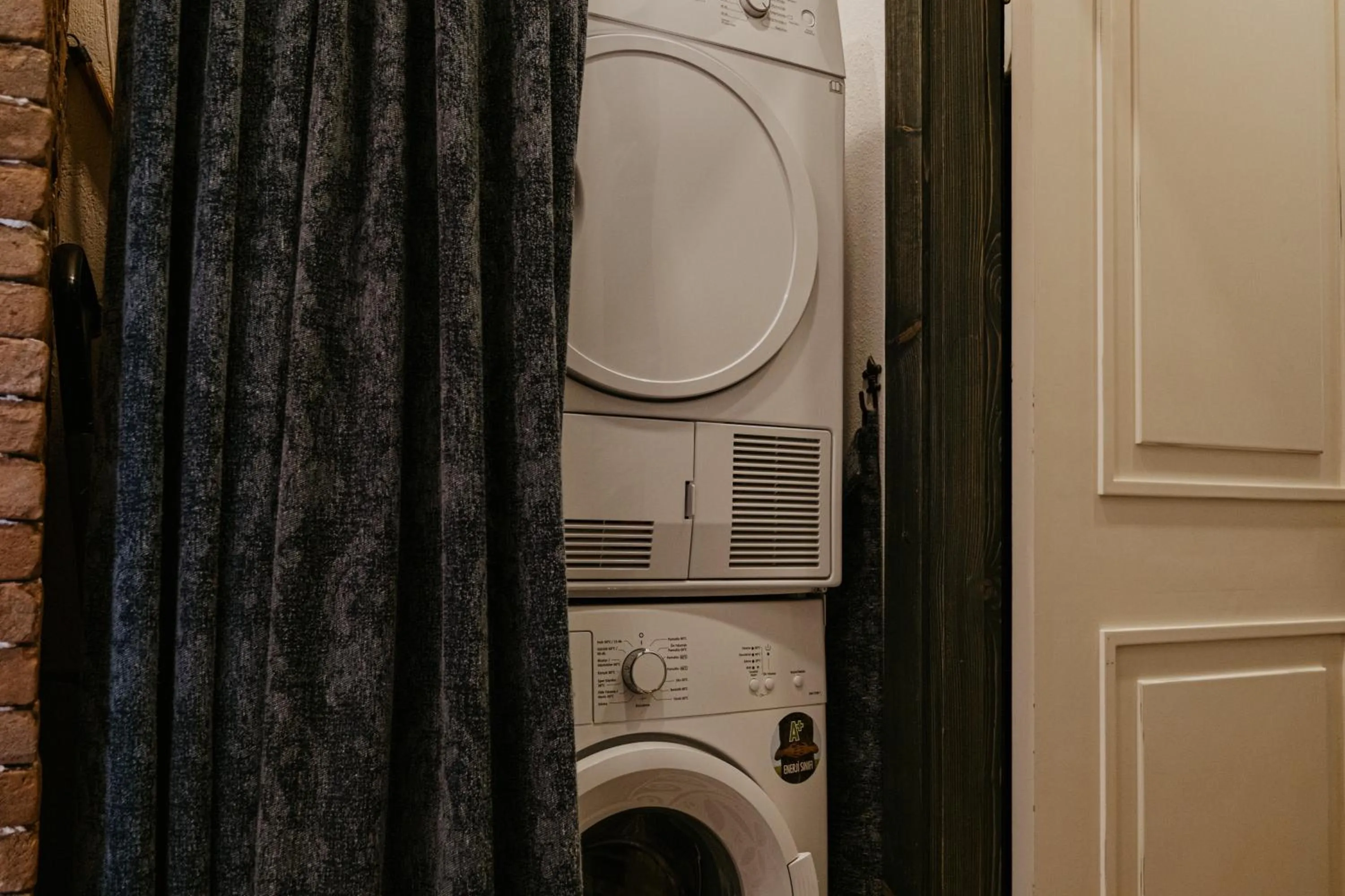 washing machine in Casa Margot Hotel - Adults Only