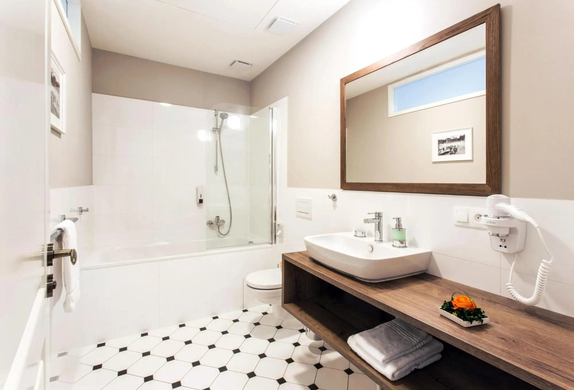 Bathroom in SeNo6 Apartments