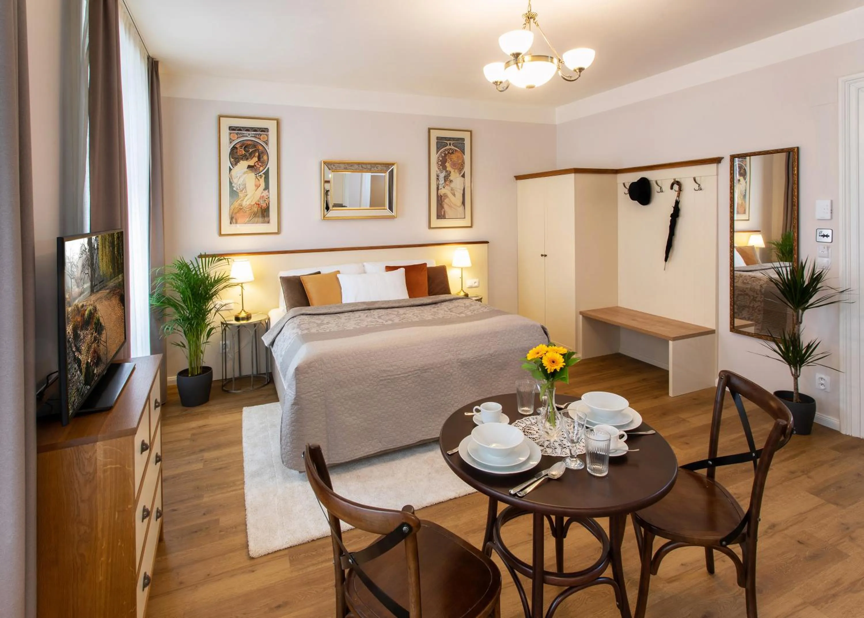 Living room, Bed in SeNo6 Apartments