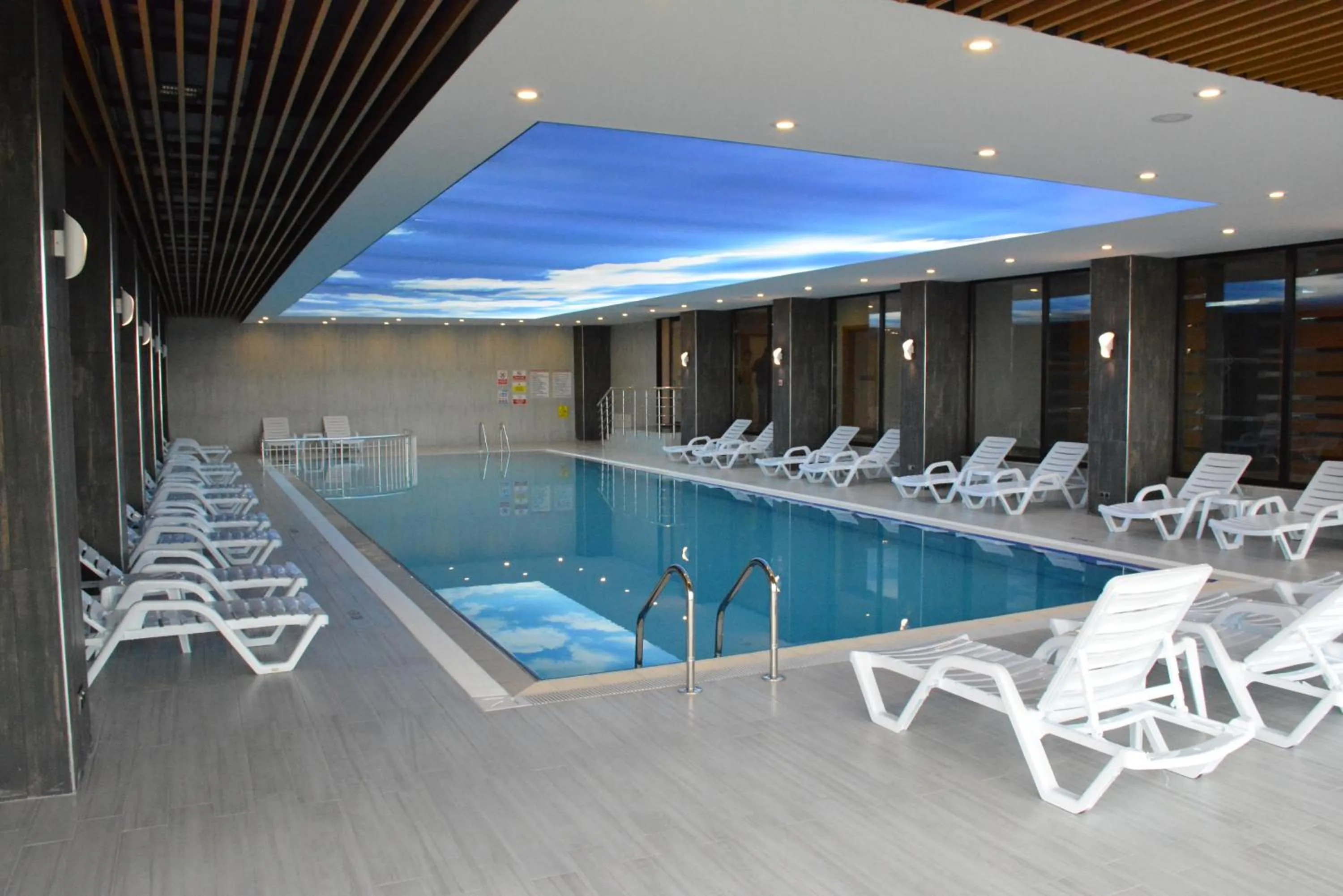 Swimming pool in Ramada By Wyndham Giresun Piraziz