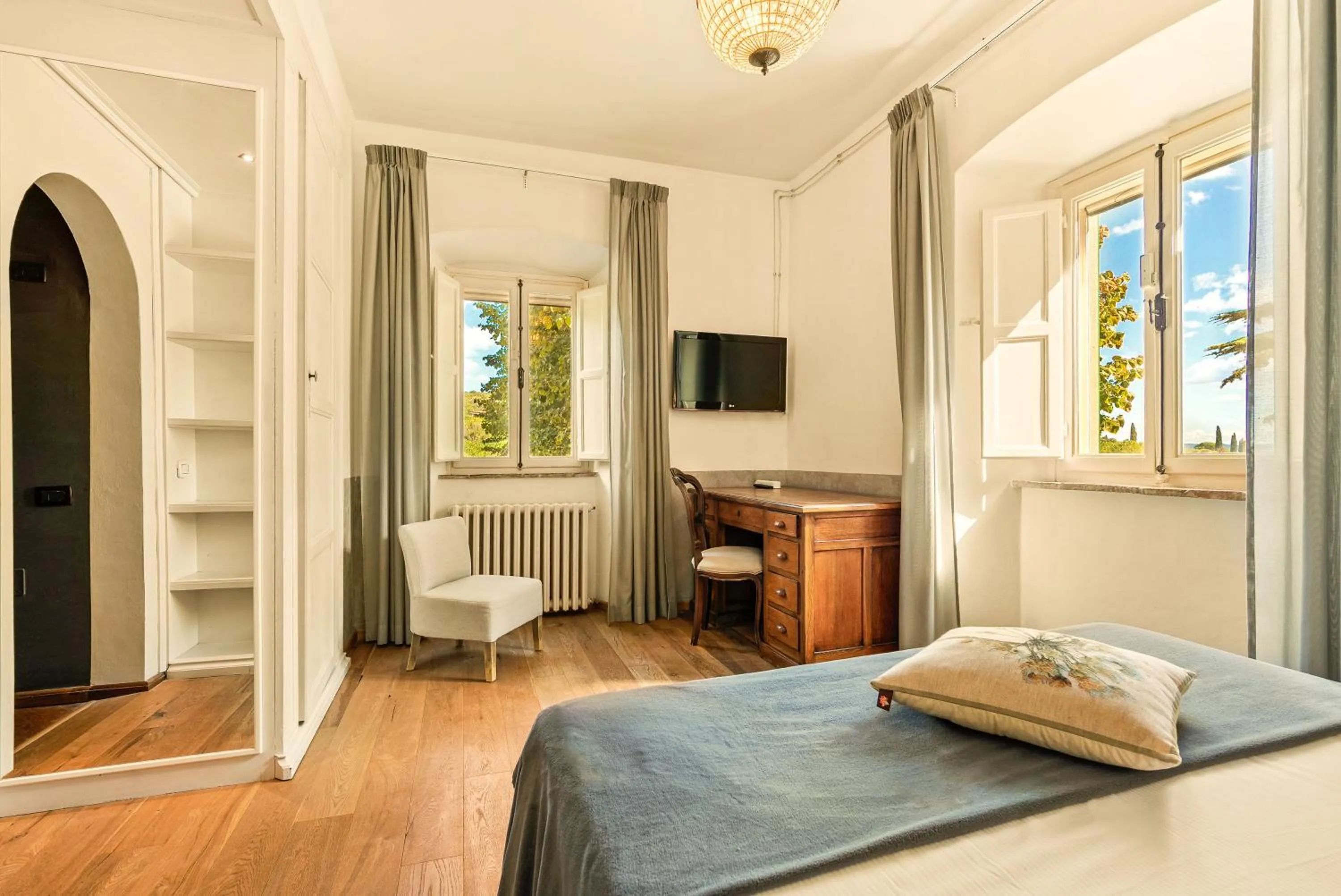 Bedroom, Bed in I Capricci Di Merion - Resort & Spa