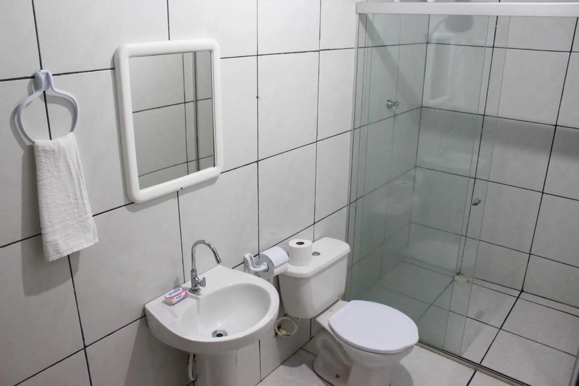 Bathroom in Pousada Leão Marinho