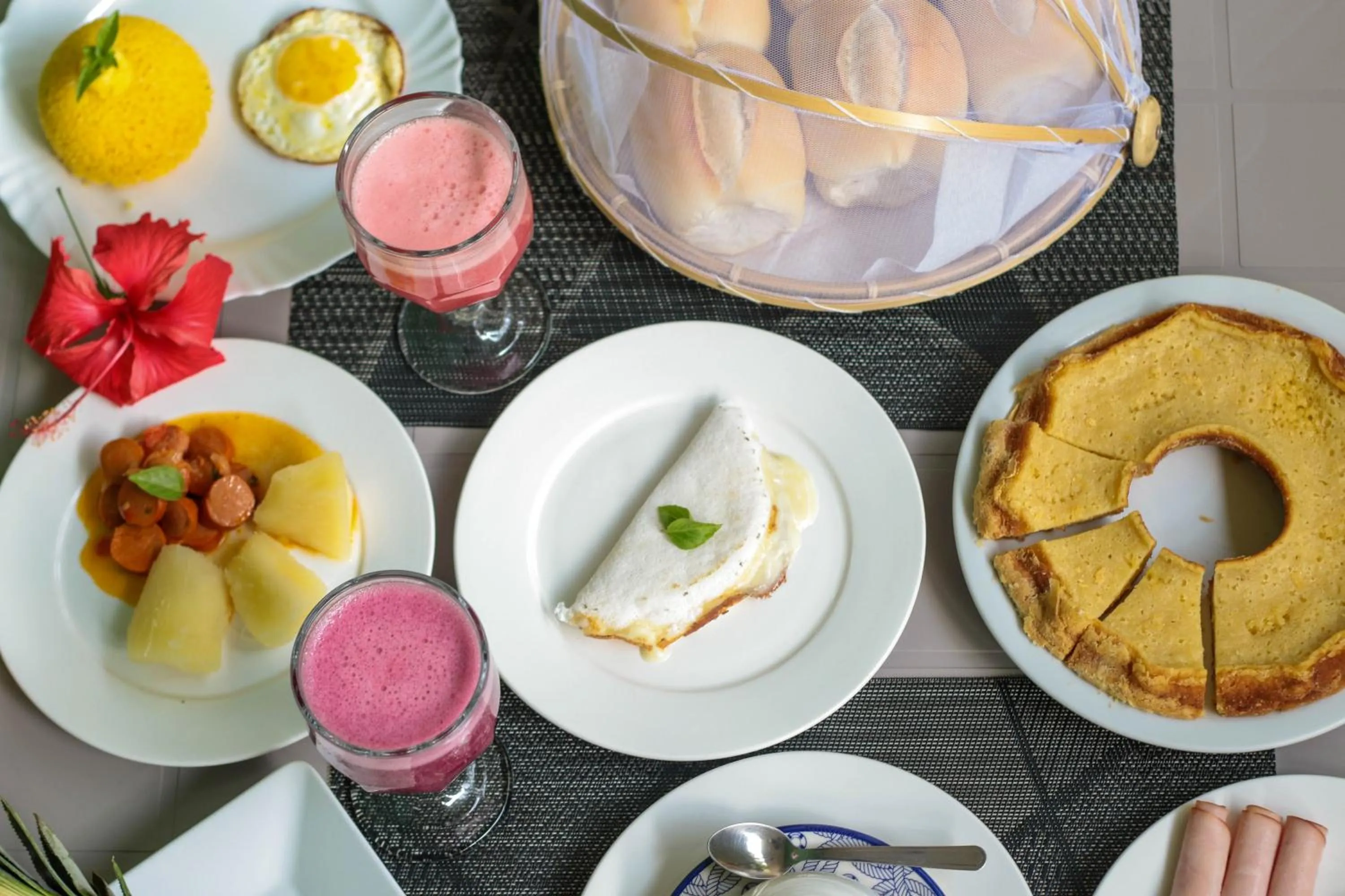 Breakfast in Pousada Leão Marinho