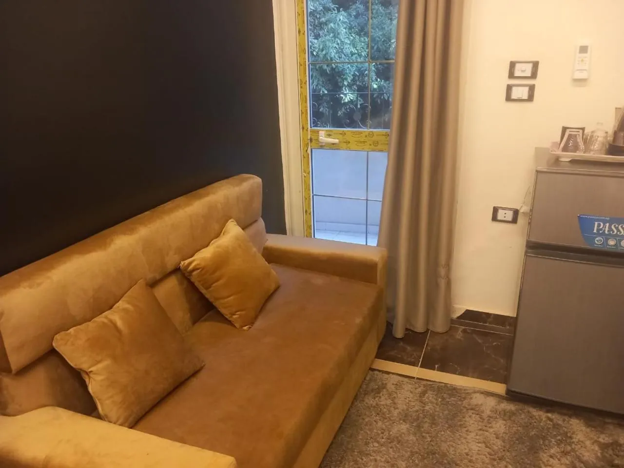 Seating area in Royal Pyramids Inn