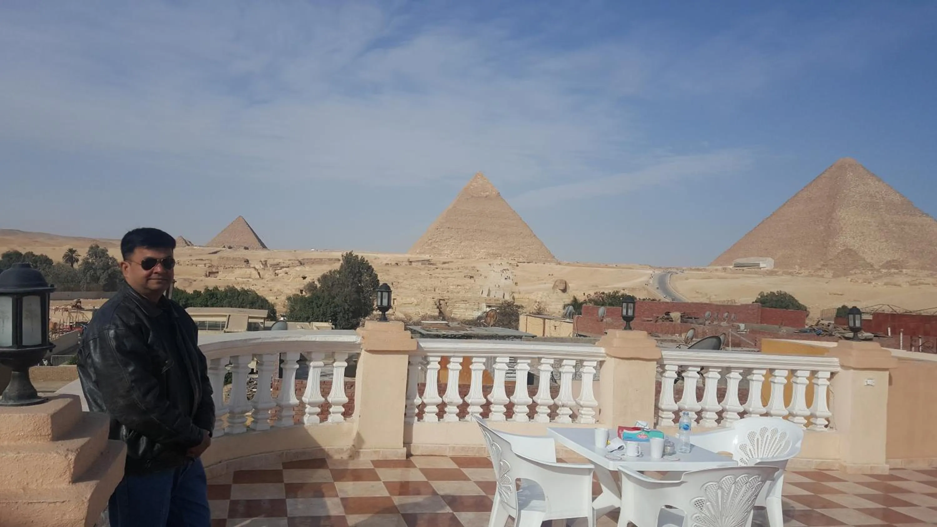 Royal Pyramids Inn
