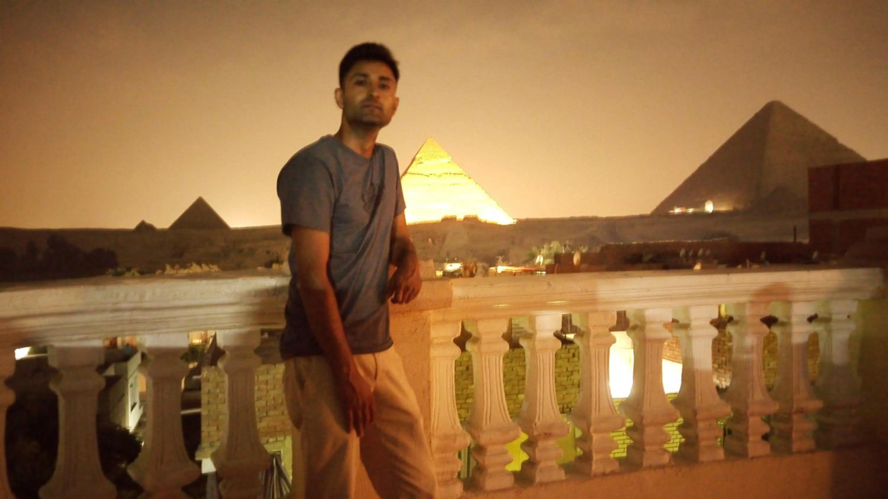 Night in Royal Pyramids Inn