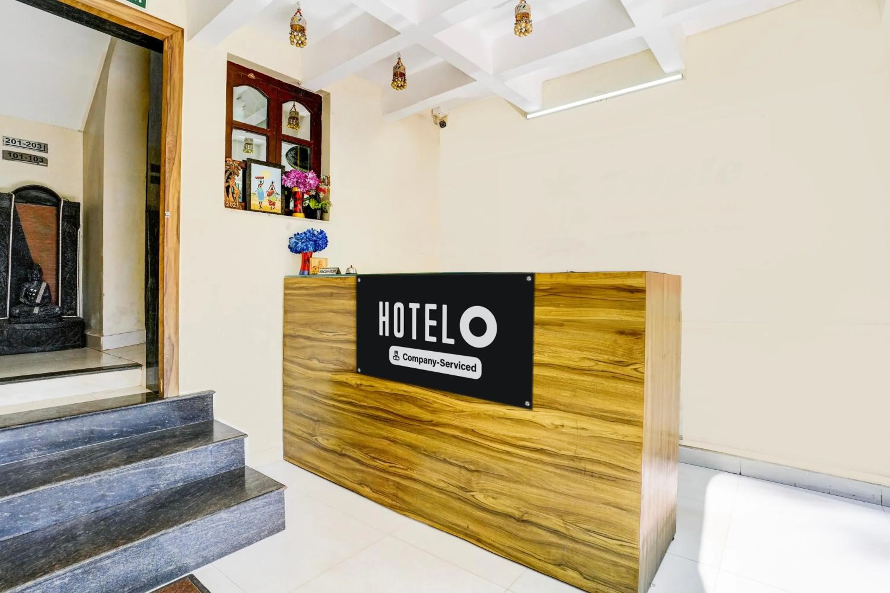 Lobby or reception in Hotel O Benaulim Beach Goa