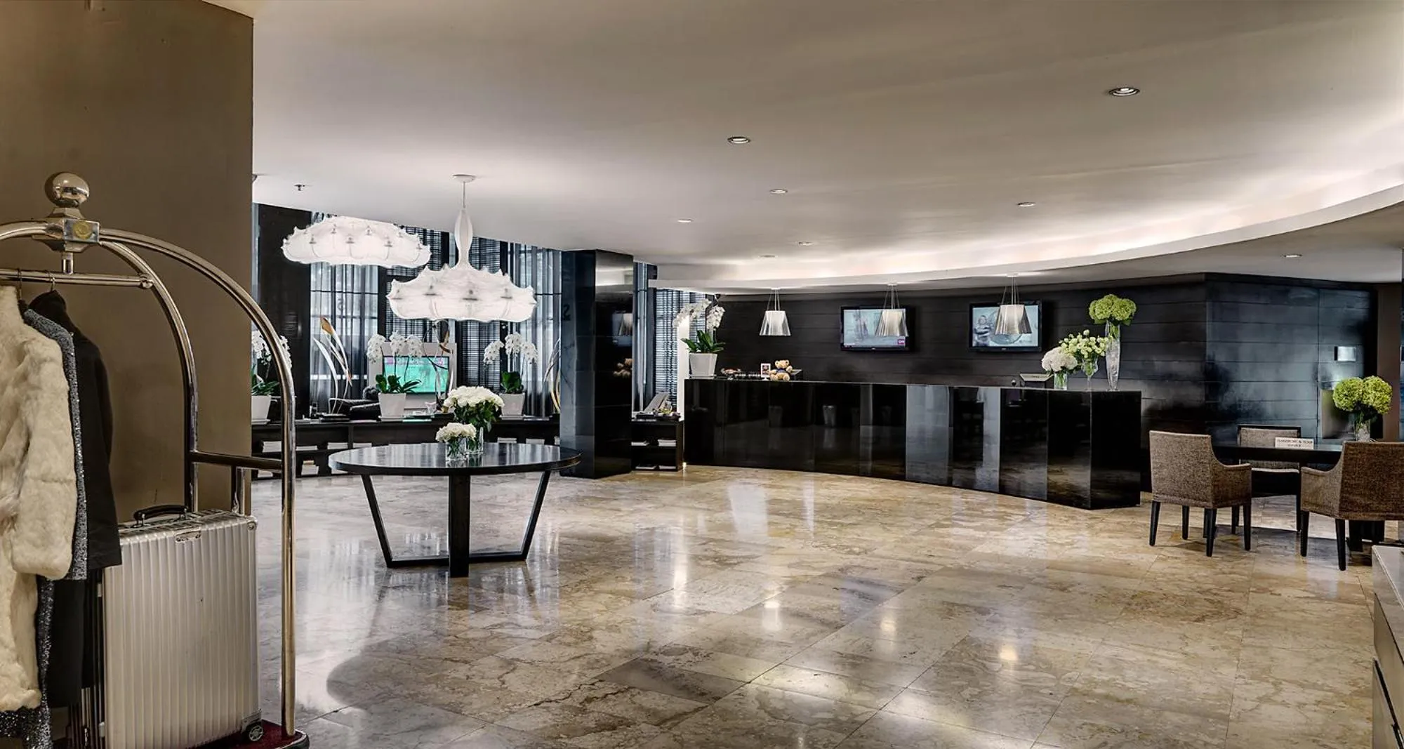 Property building in S15 Sukhumvit Hotel