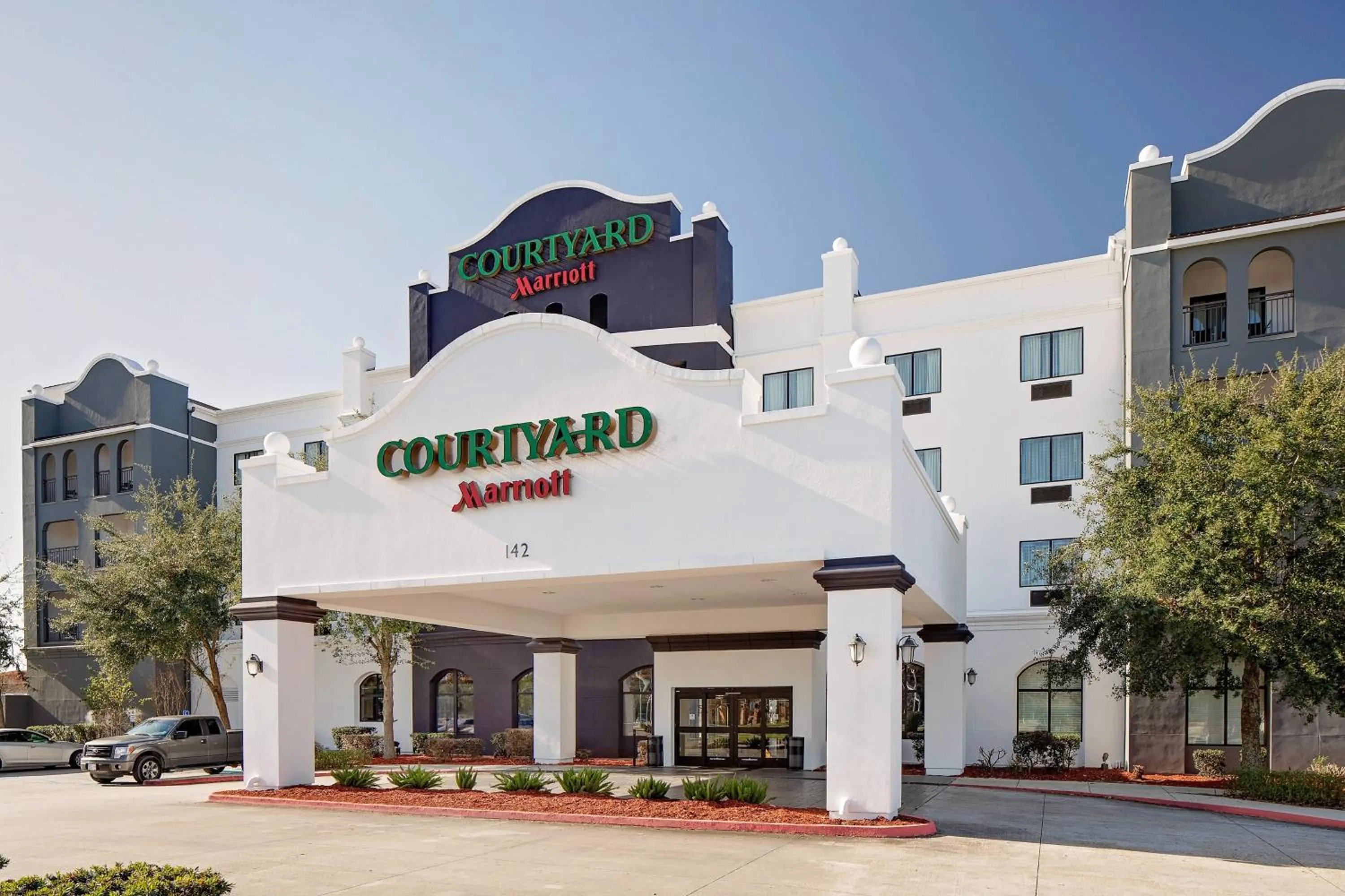 Property building in Courtyard by Marriott Houma