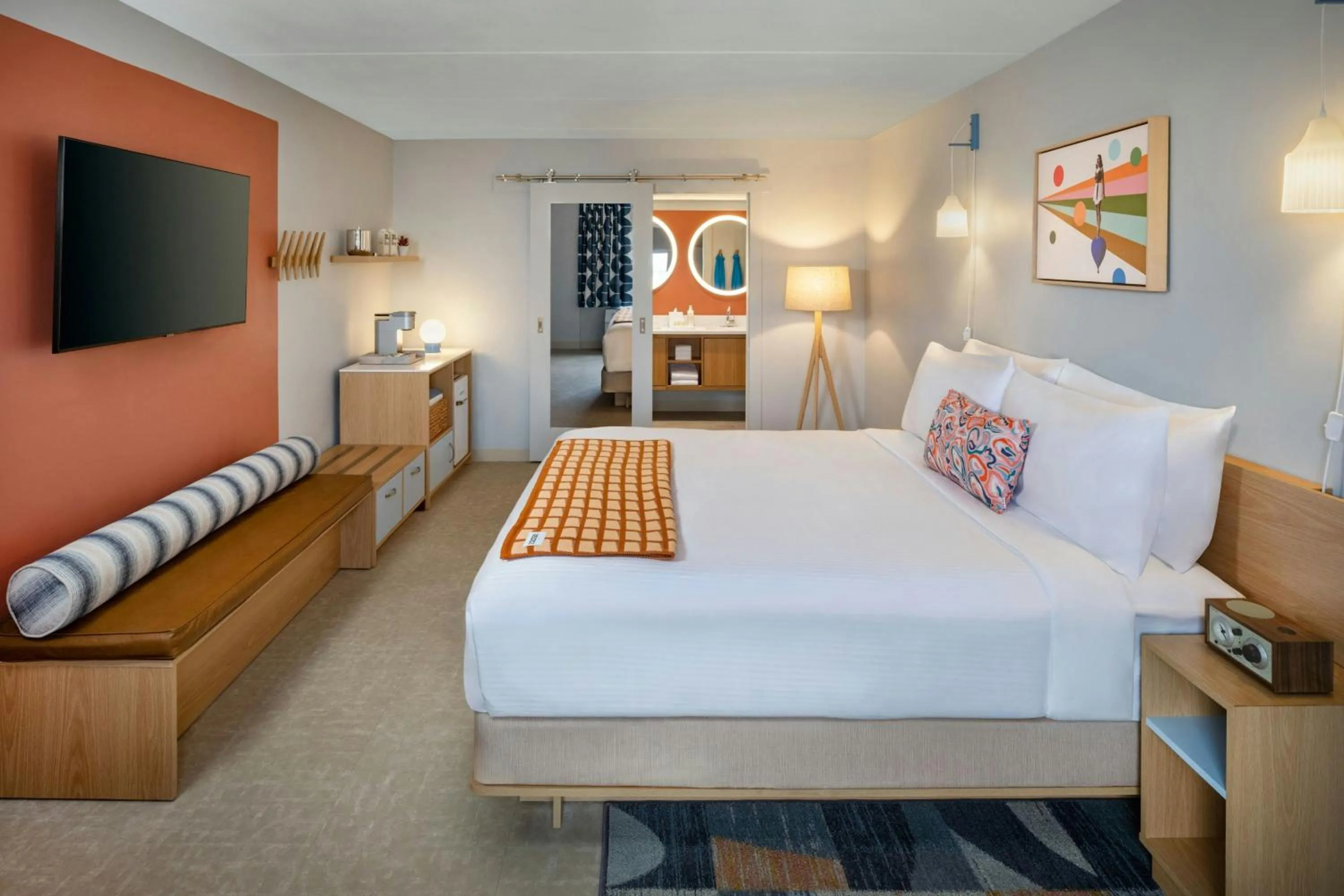 Bedroom, Bed in The Wayback, Pigeon Forge, A Tribute Portfolio Hotel