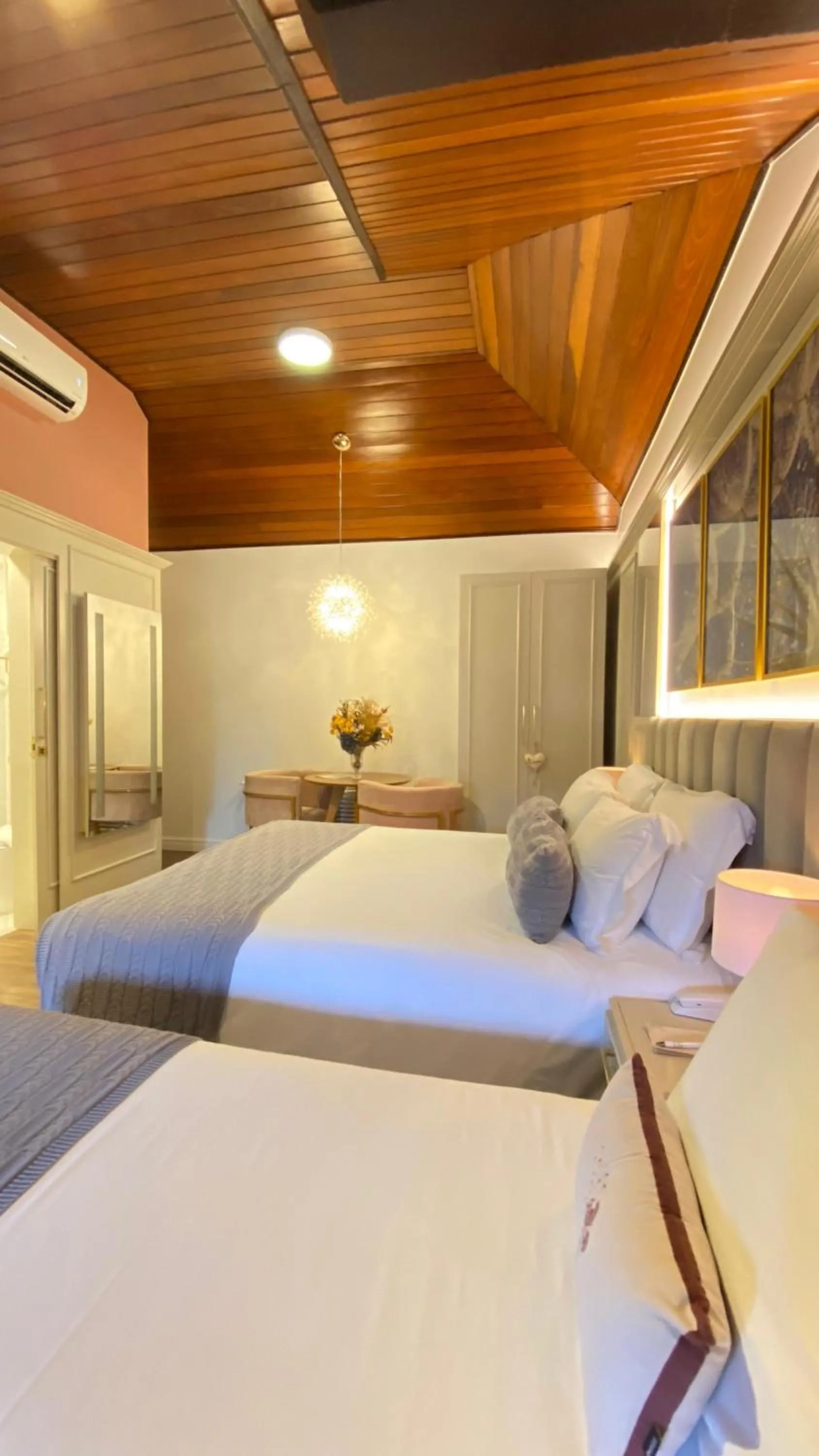 Bed in Blumen Hotel Boutique