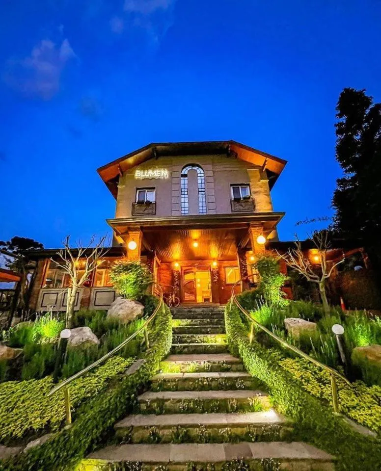 Property building in Blumen Hotel Boutique