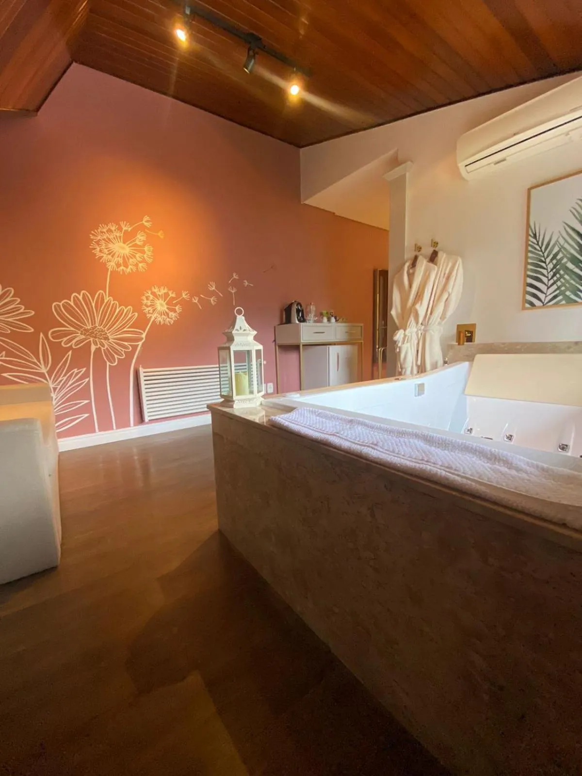 Hot Tub in Blumen Hotel Boutique