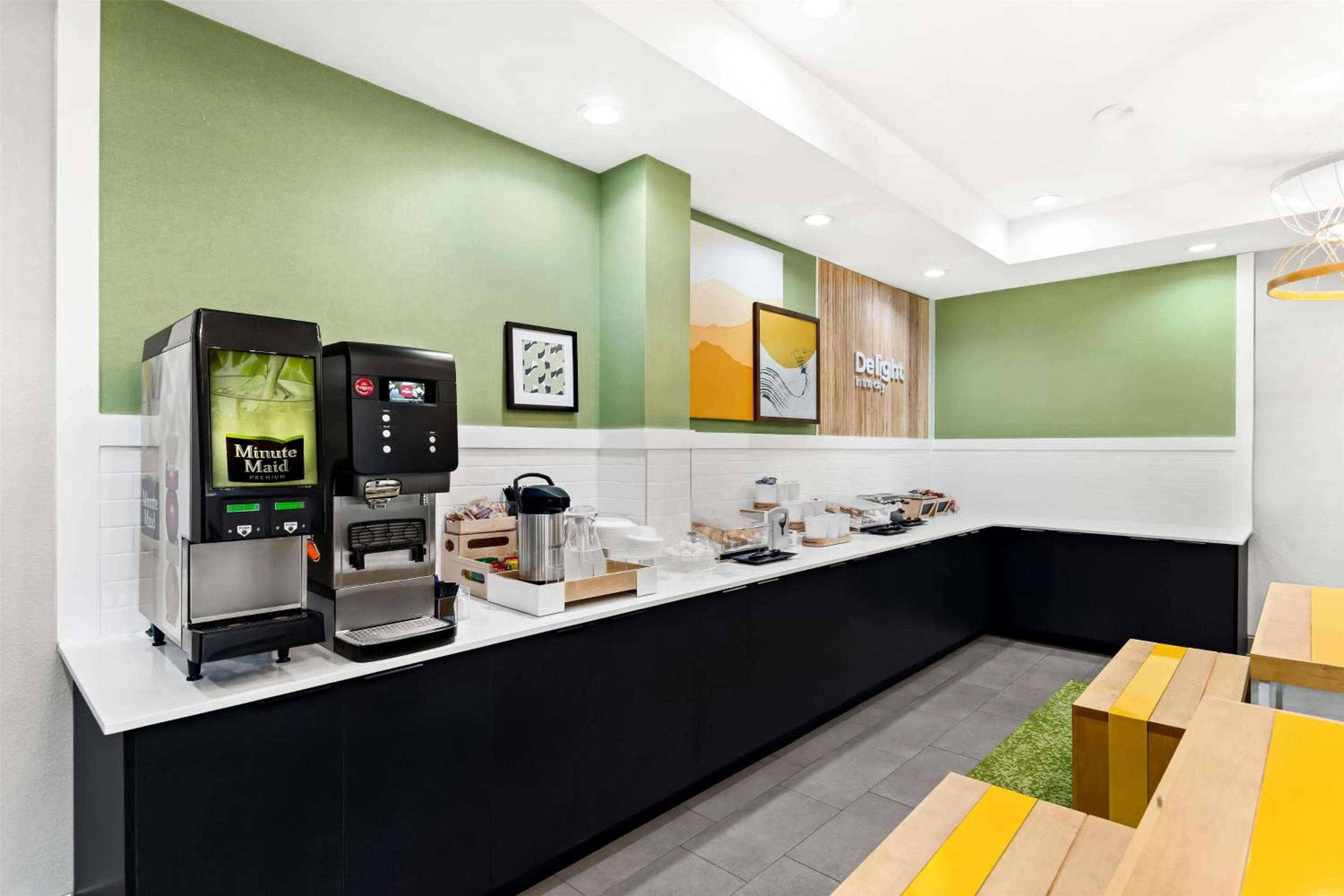 Breakfast in Spark by Hilton Panama City Beach