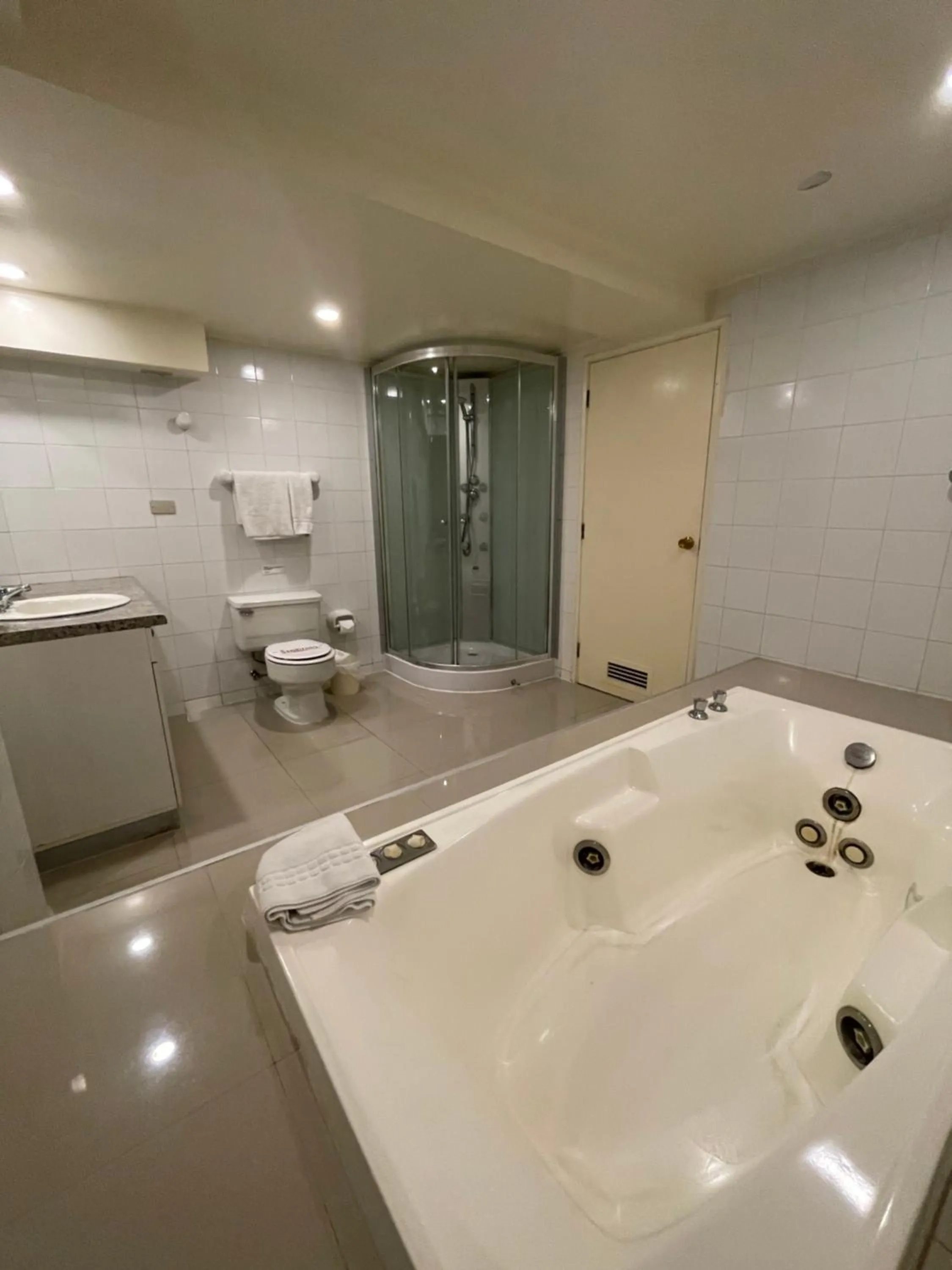 Bathroom in Hotel Apart Colón