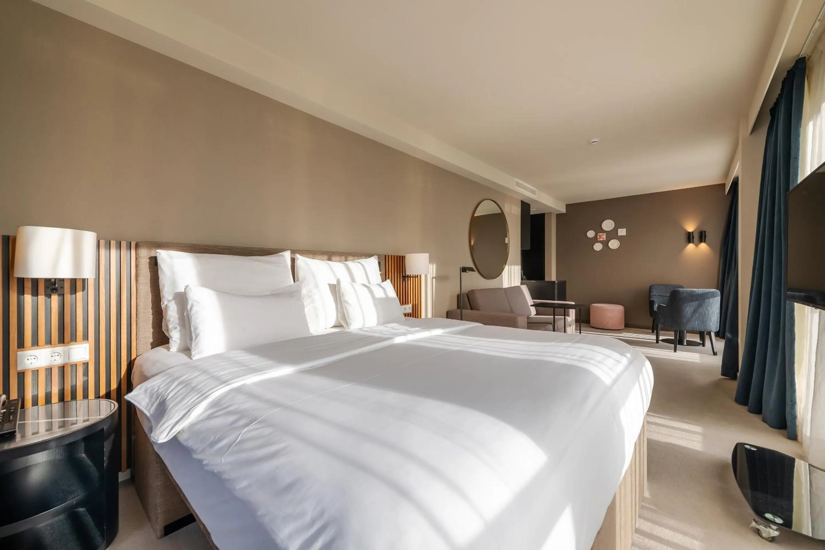 Decorative detail, Bed in Pestana Amsterdam Riverside