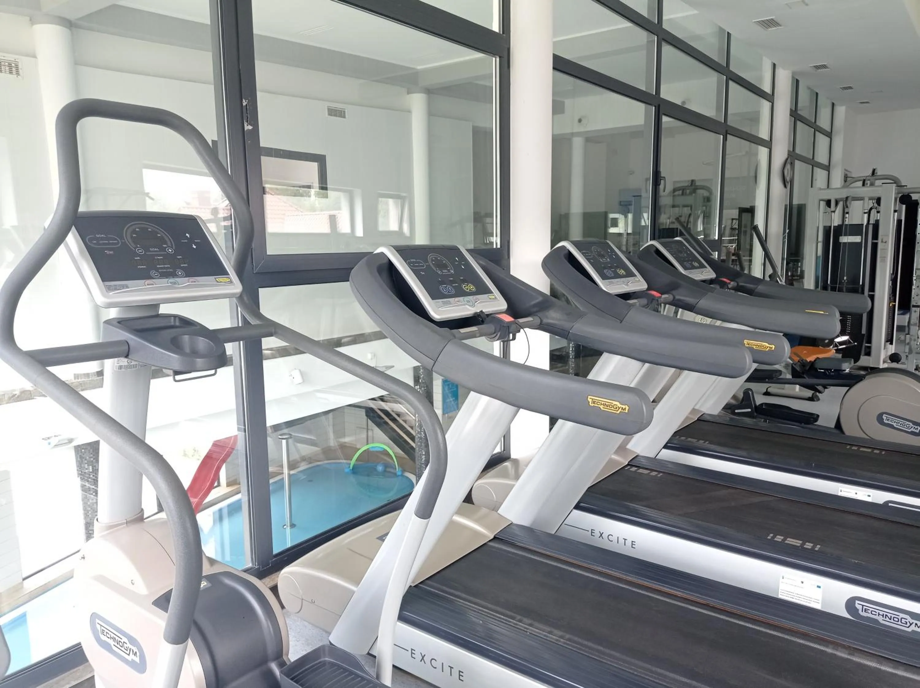 Fitness centre/facilities in Pirat Hotel & SPA-hotel z basenem